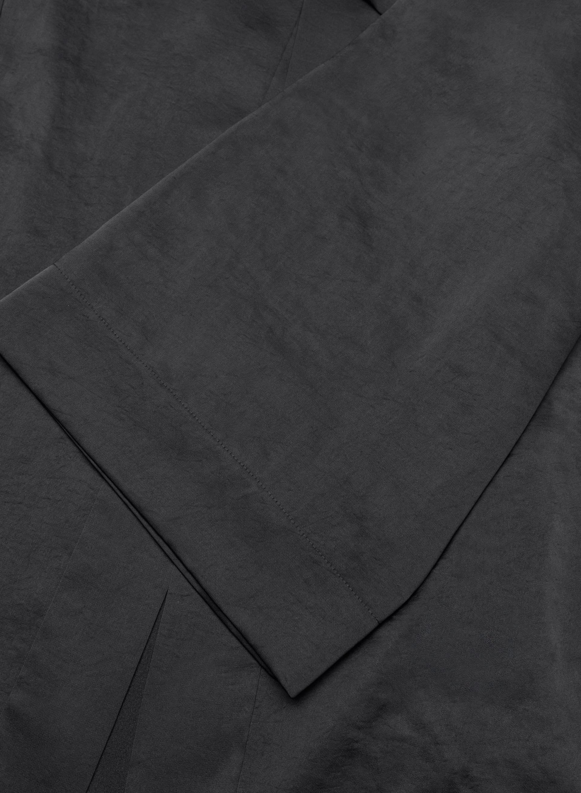 MONODY SATIN ROBE | Aritzia