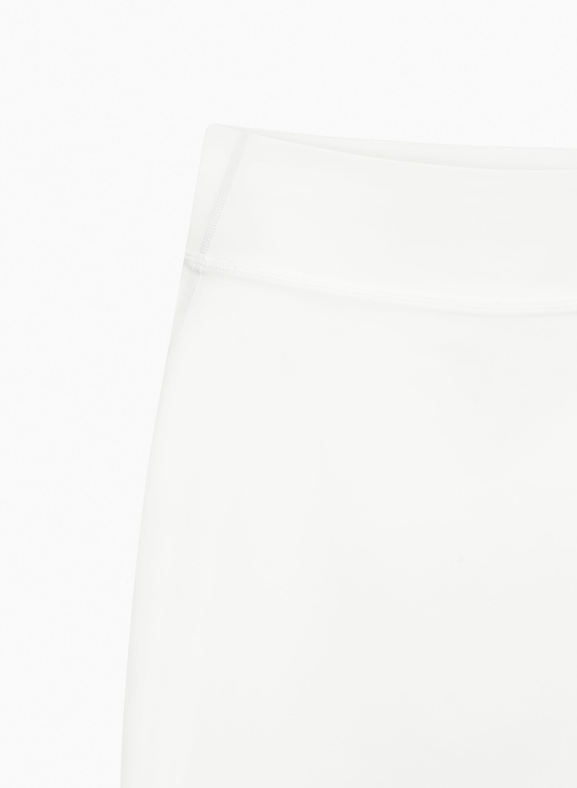 TNAMOVE™ SERVE MICRO SKIRT | Aritzia