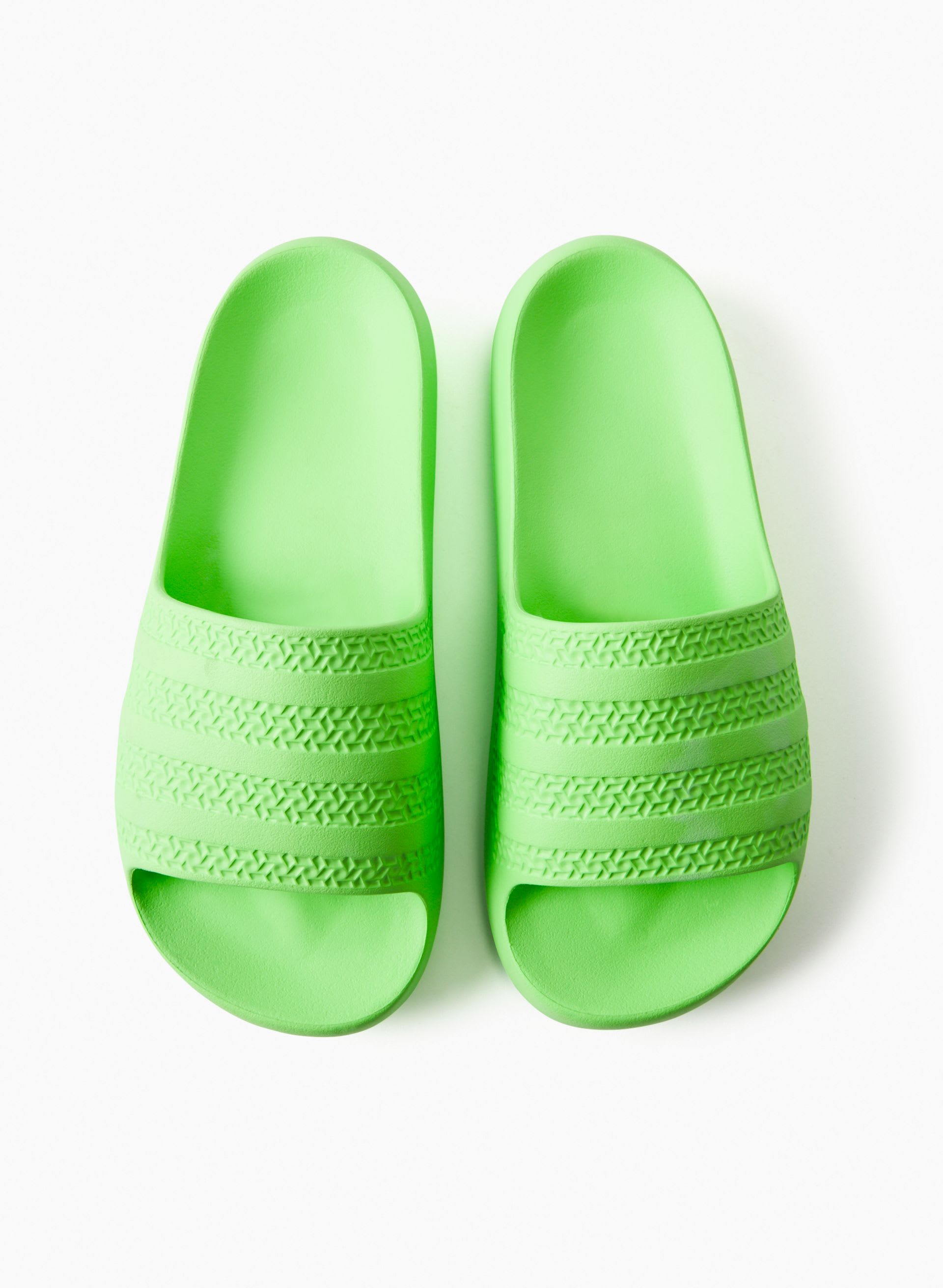 ADILETTE AYOON | Aritzia