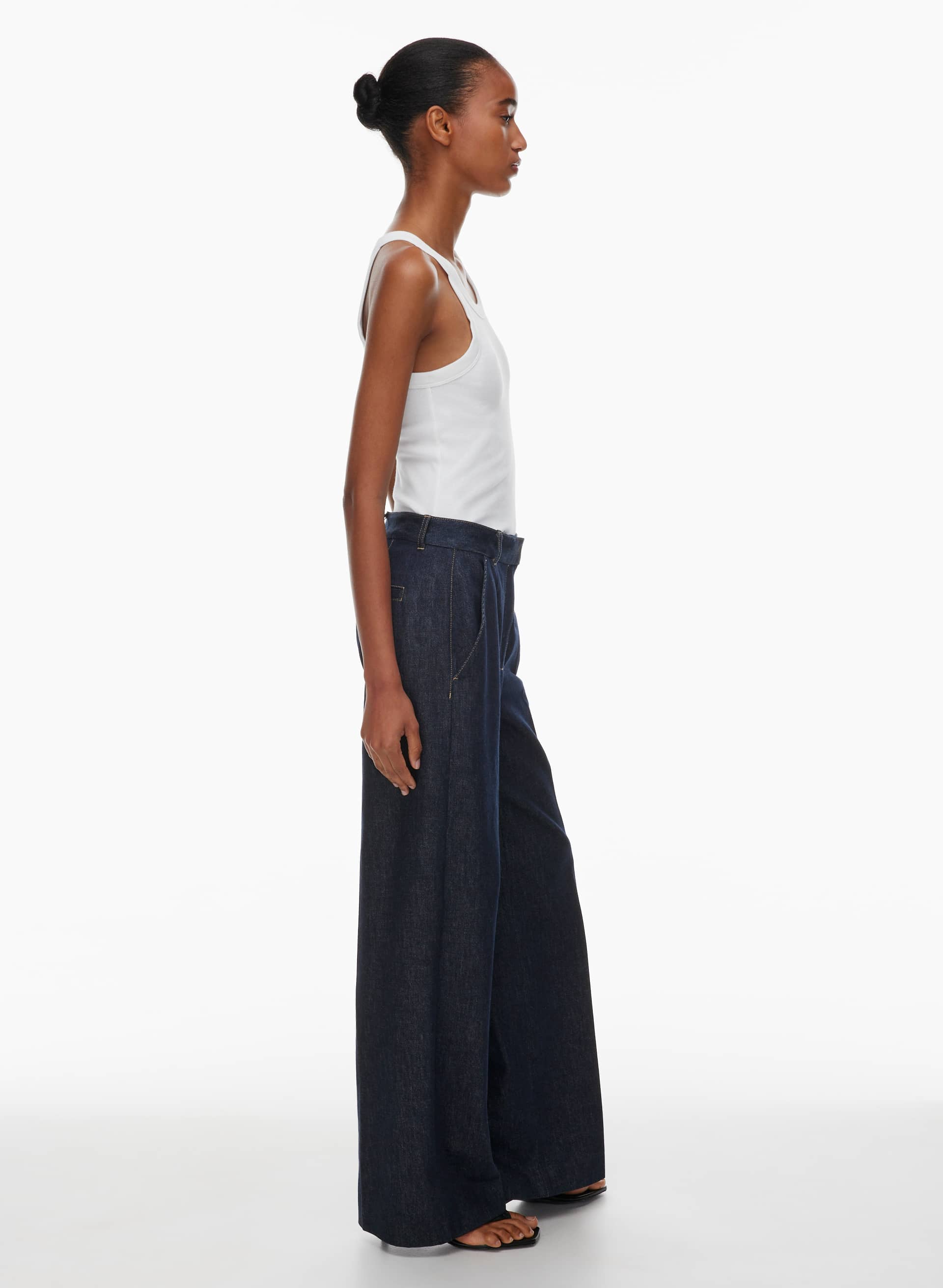 TREND TANK | Aritzia