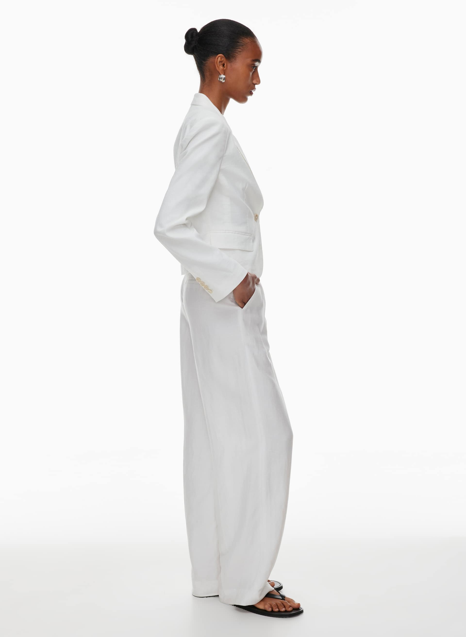 MASTERY LINEN BLAZER | Aritzia