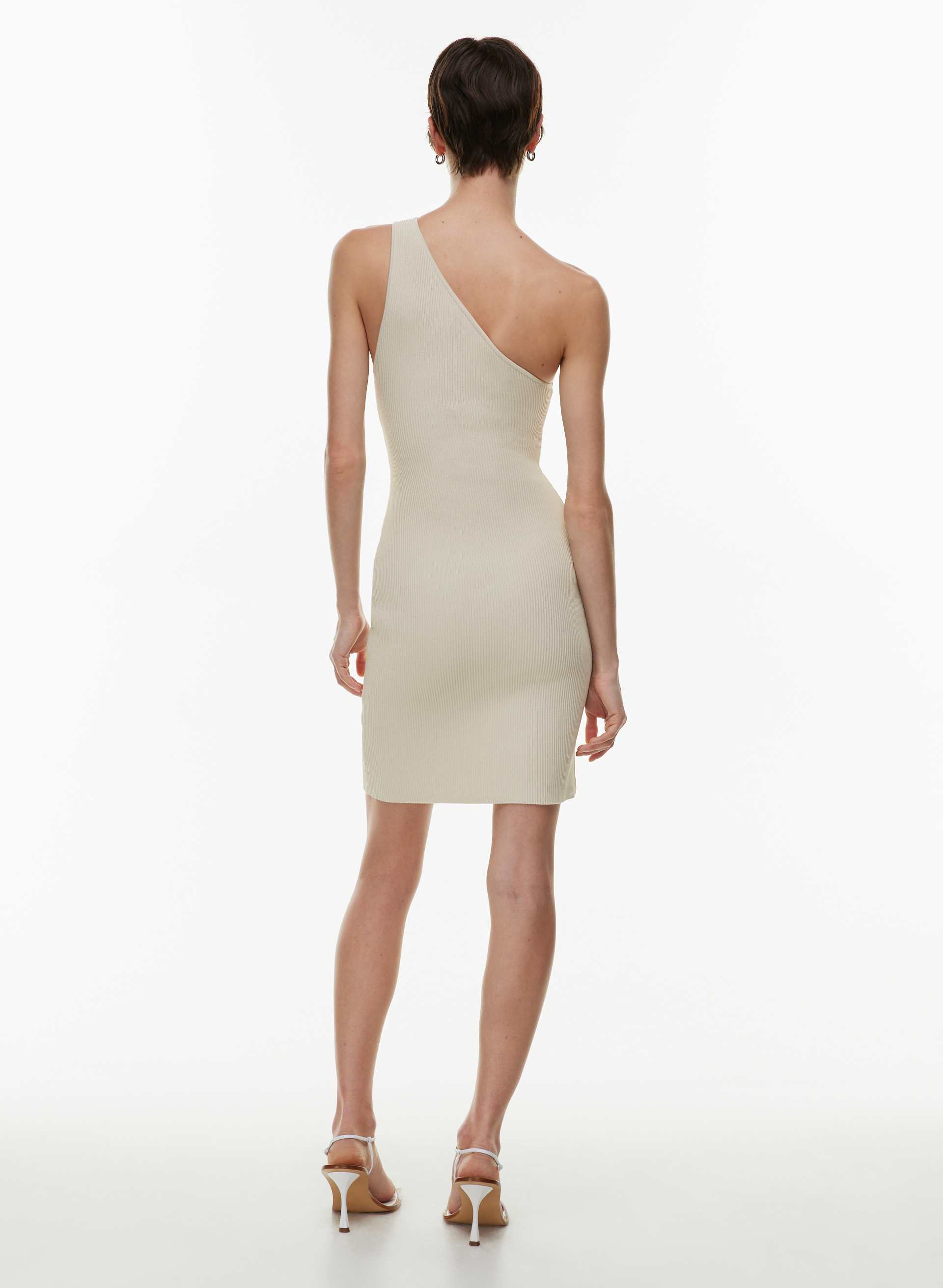 MINIROBE EN TRICOT SCULPTANT SEVEN | Aritzia