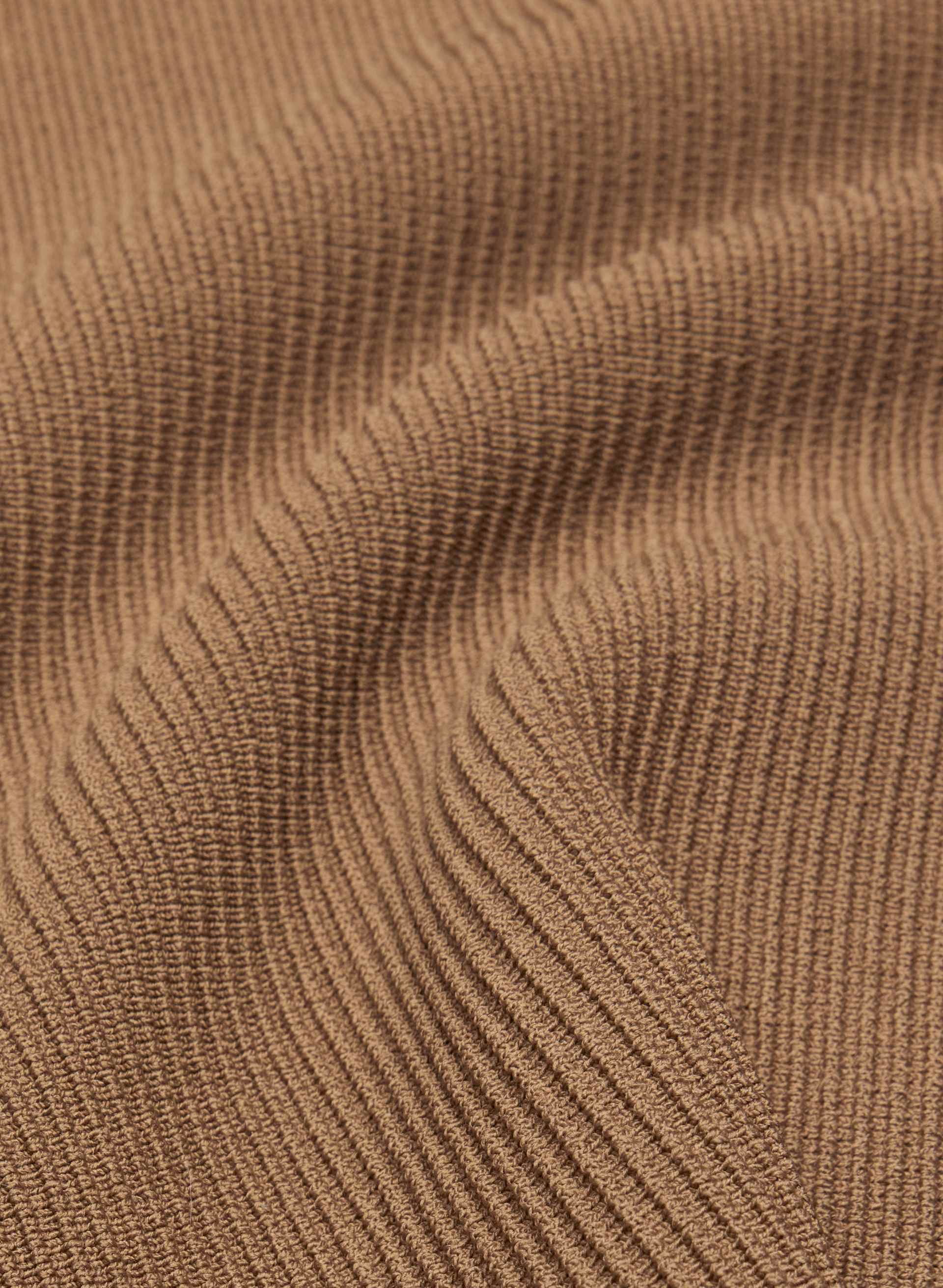 MINIROBE À DOS NAGEUR EN TRICOT SCULPTANT | Aritzia