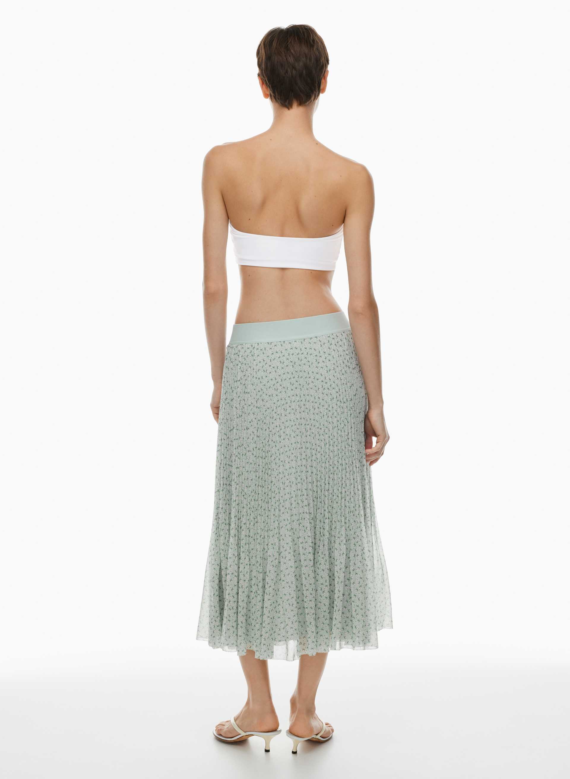 NEW TWIRL PLEATED SKIRT | Aritzia