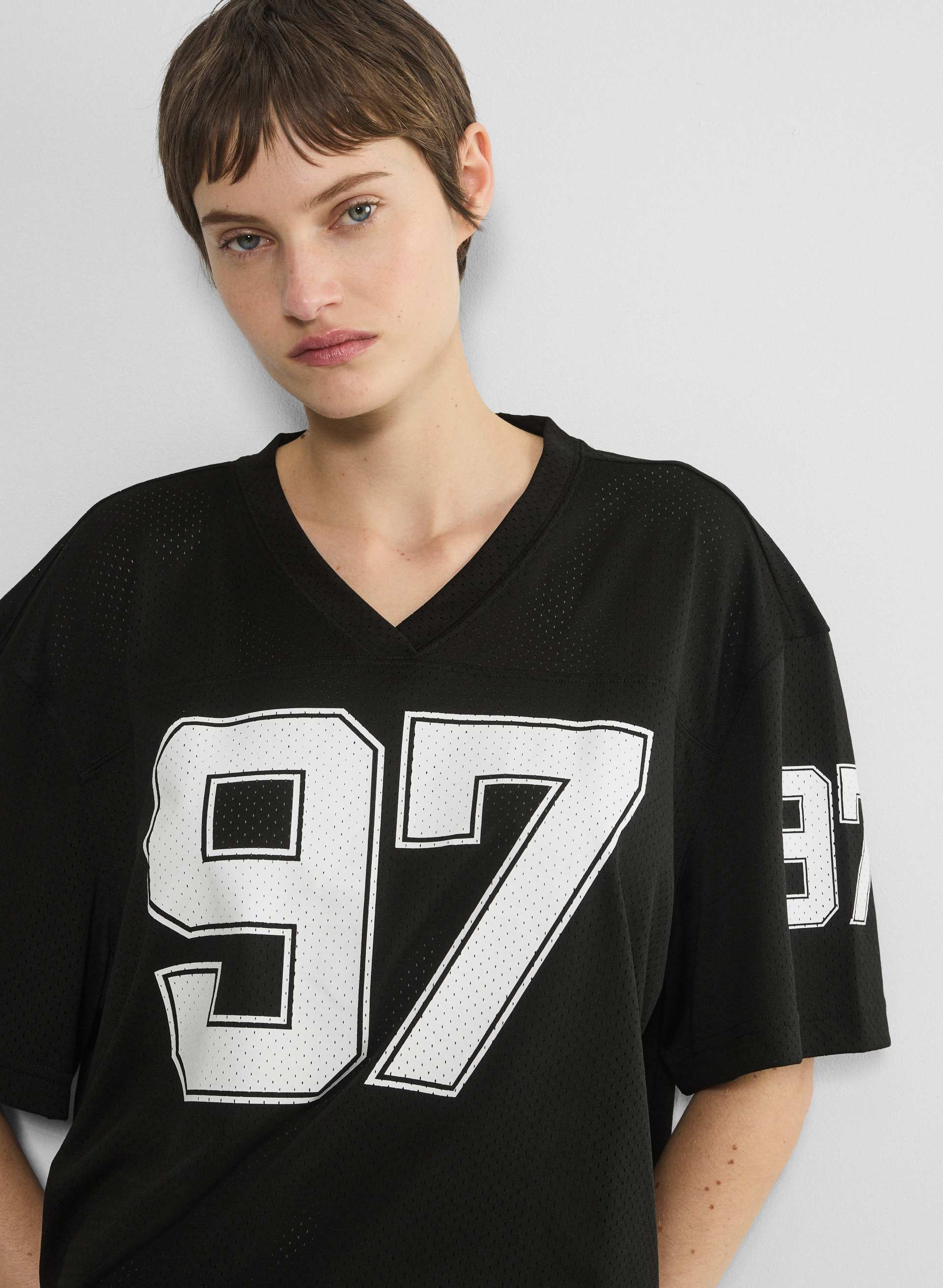 COURT MESH™ ENDGAME JERSEY | Aritzia