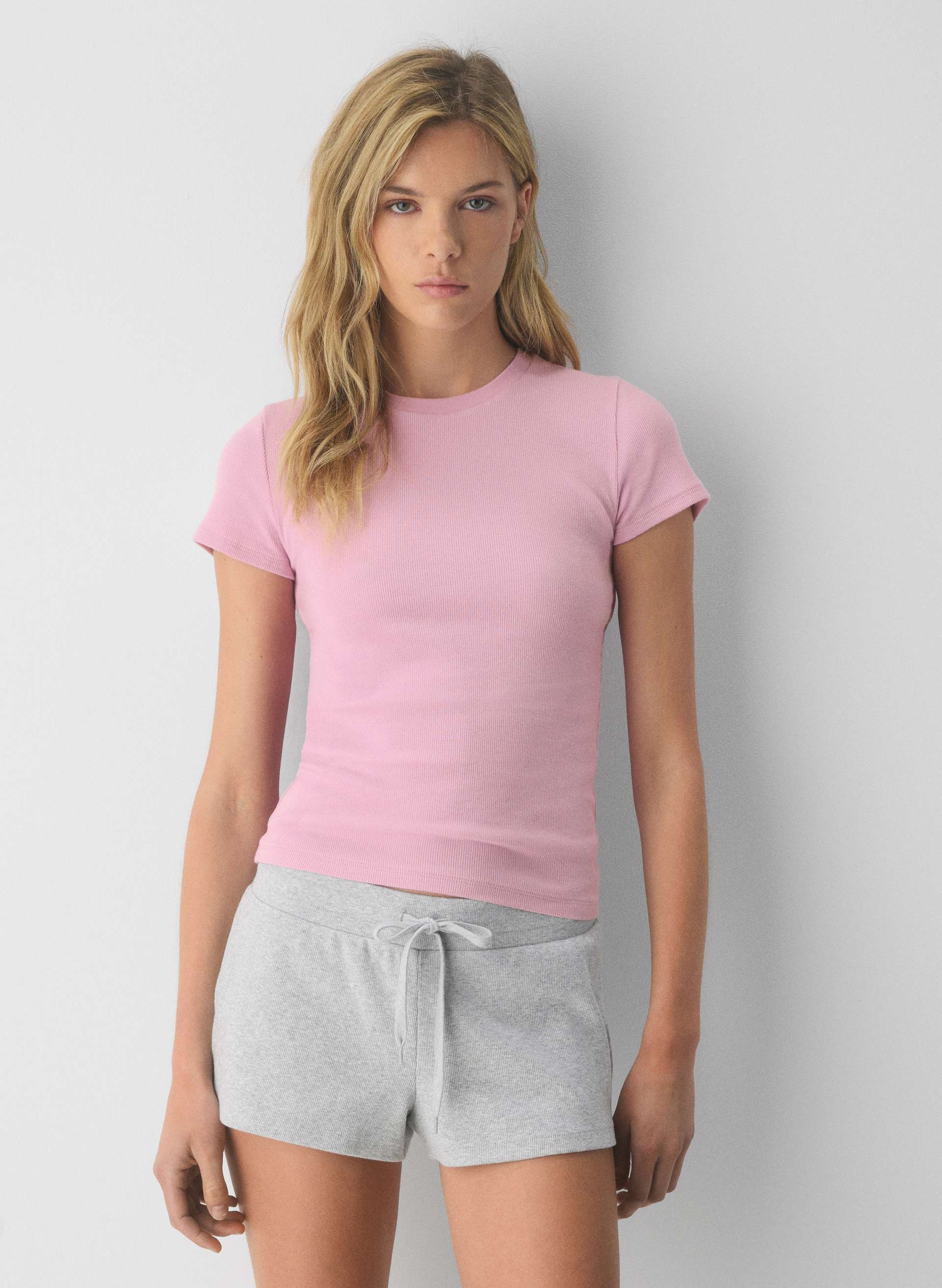  T-SHIRT TUNE - HOMESTRETCH™ CÔTELÉ | Aritzia