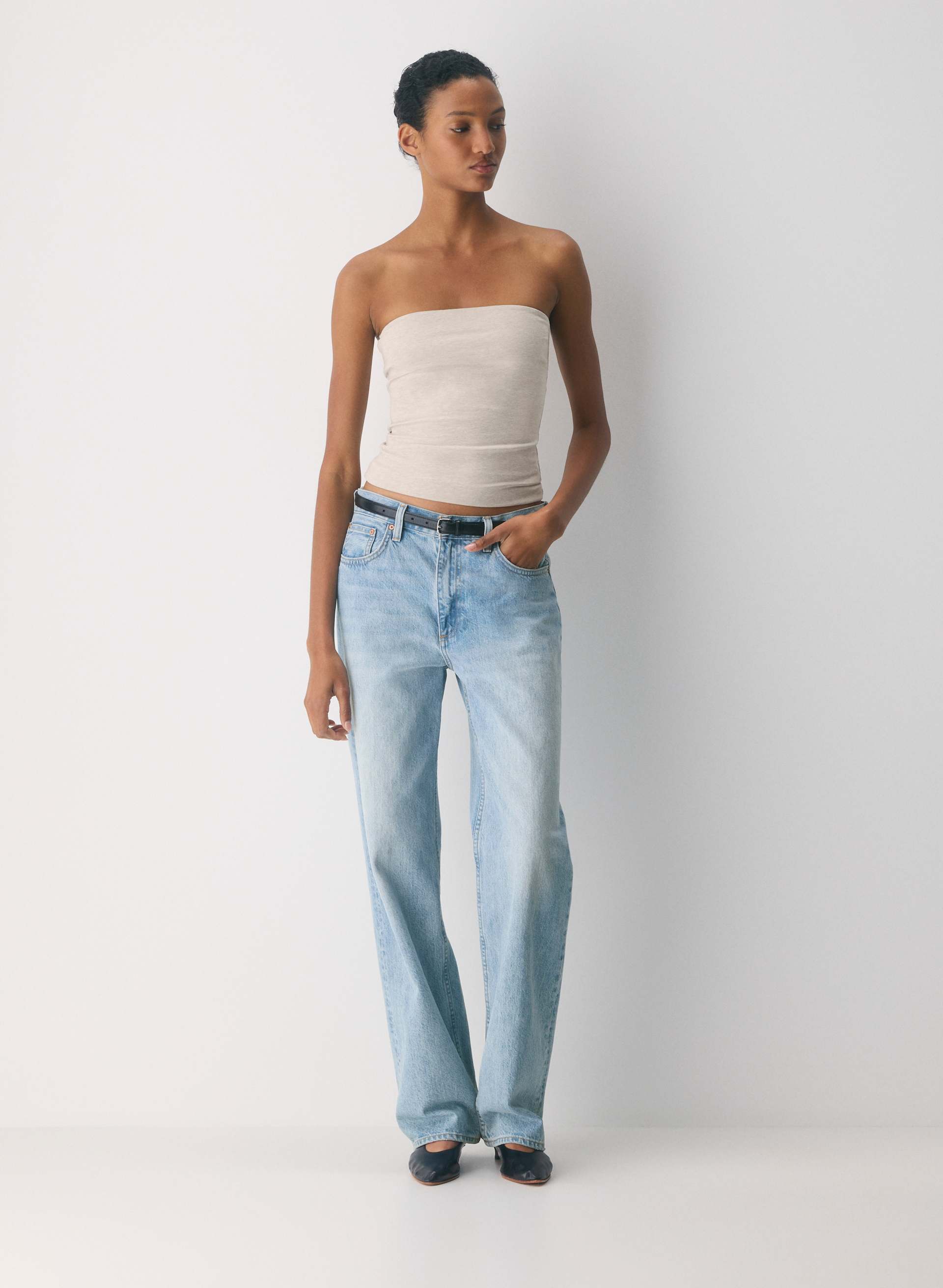 CASUAL CONTOUR APPEAL TUBE TOP | Aritzia