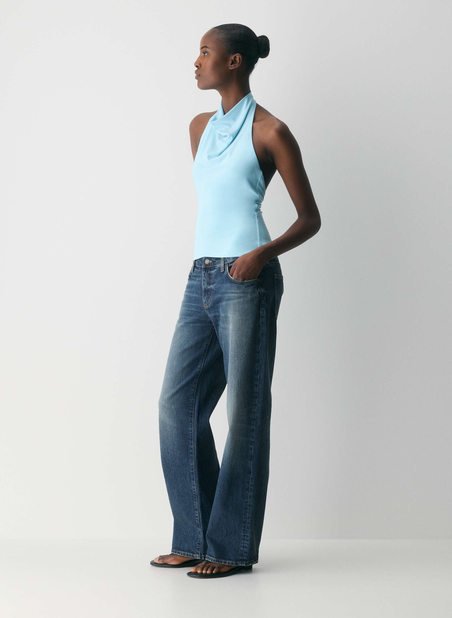 HAUT TOWER BAIN-DE-SOLEIL - SMOOTH MATTER™ | Aritzia