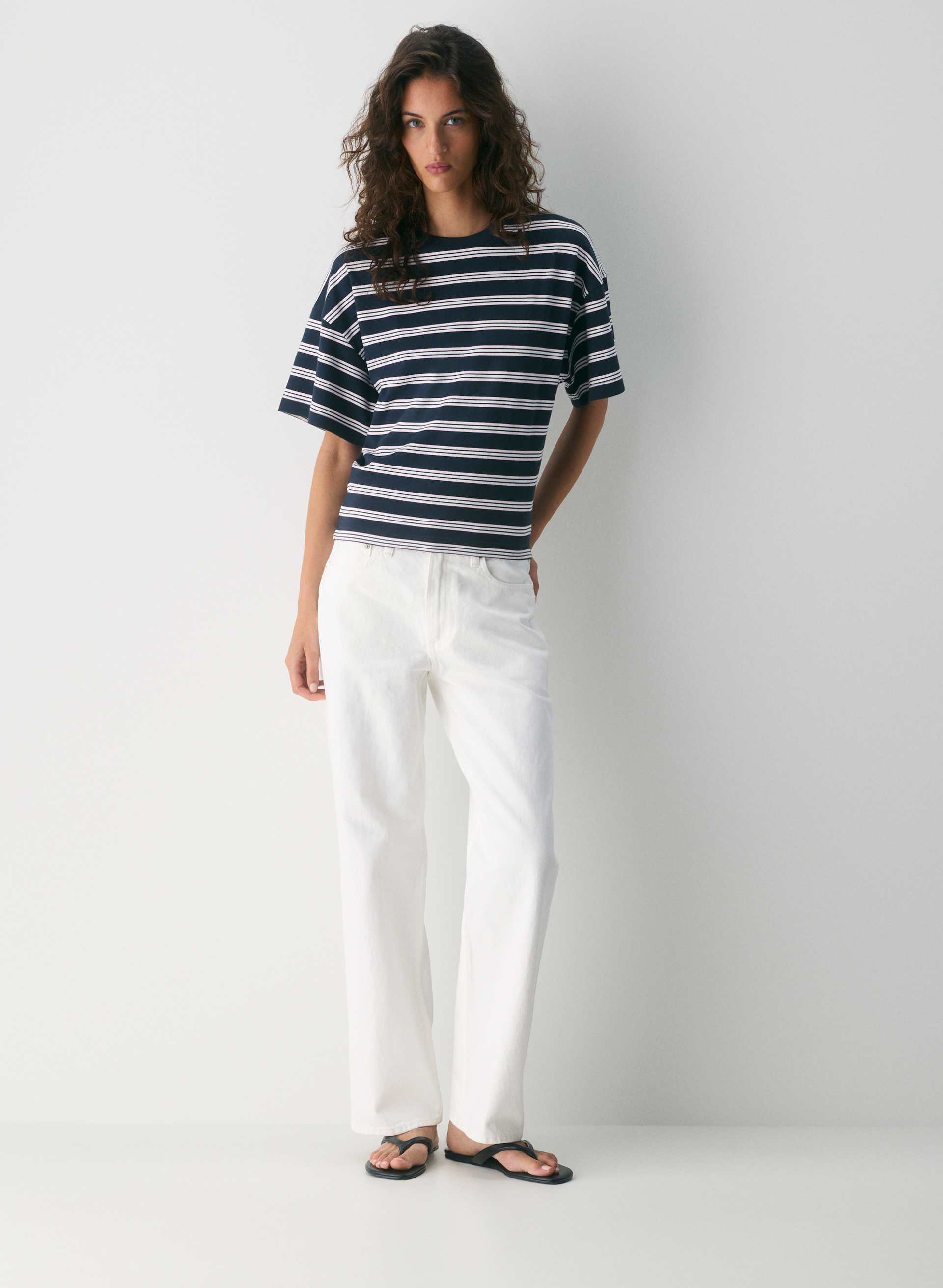 INTERLOCK COTTON BARCLAY T-SHIRT | Aritzia
