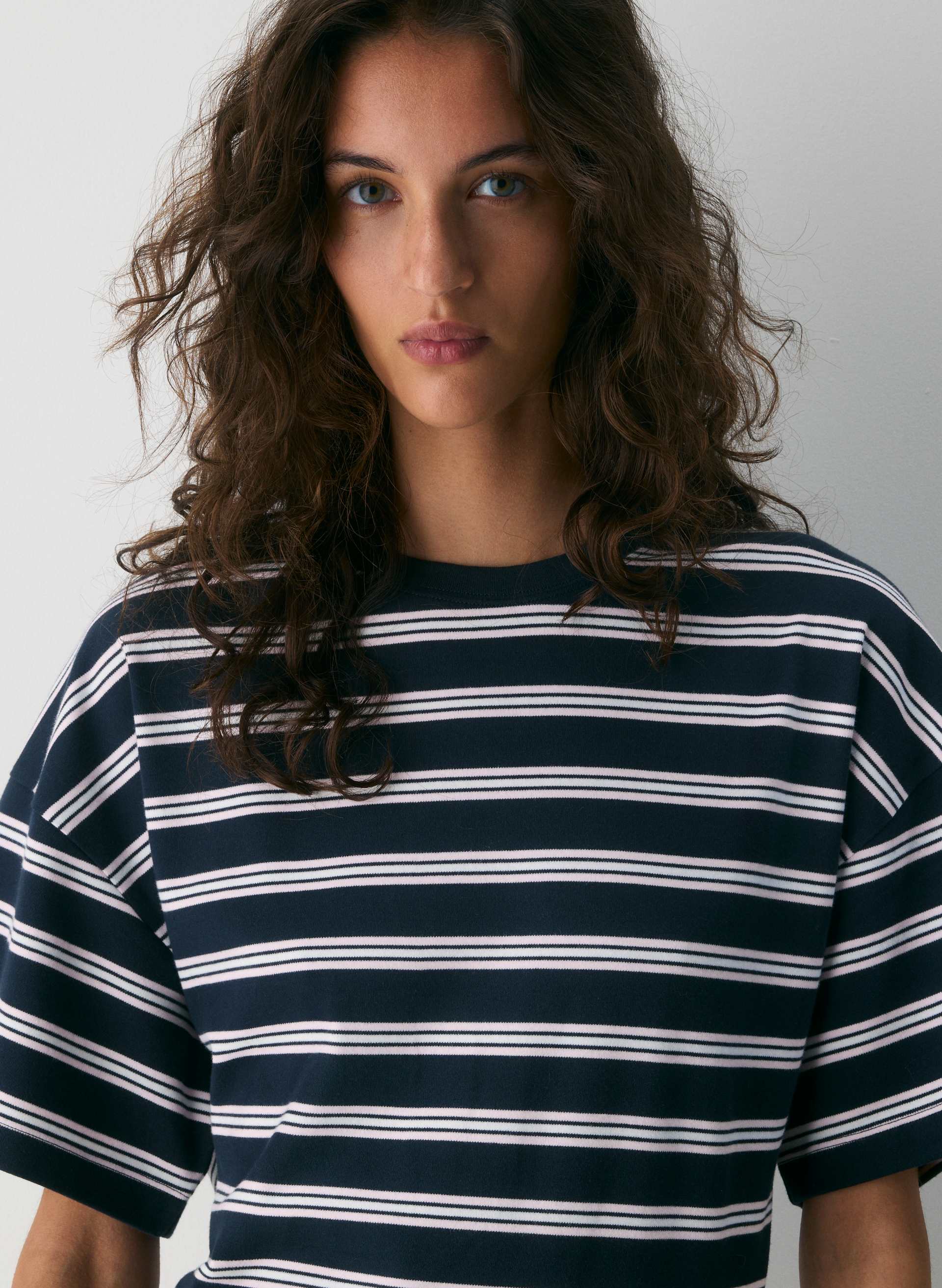 INTERLOCK COTTON BARCLAY T-SHIRT | Aritzia