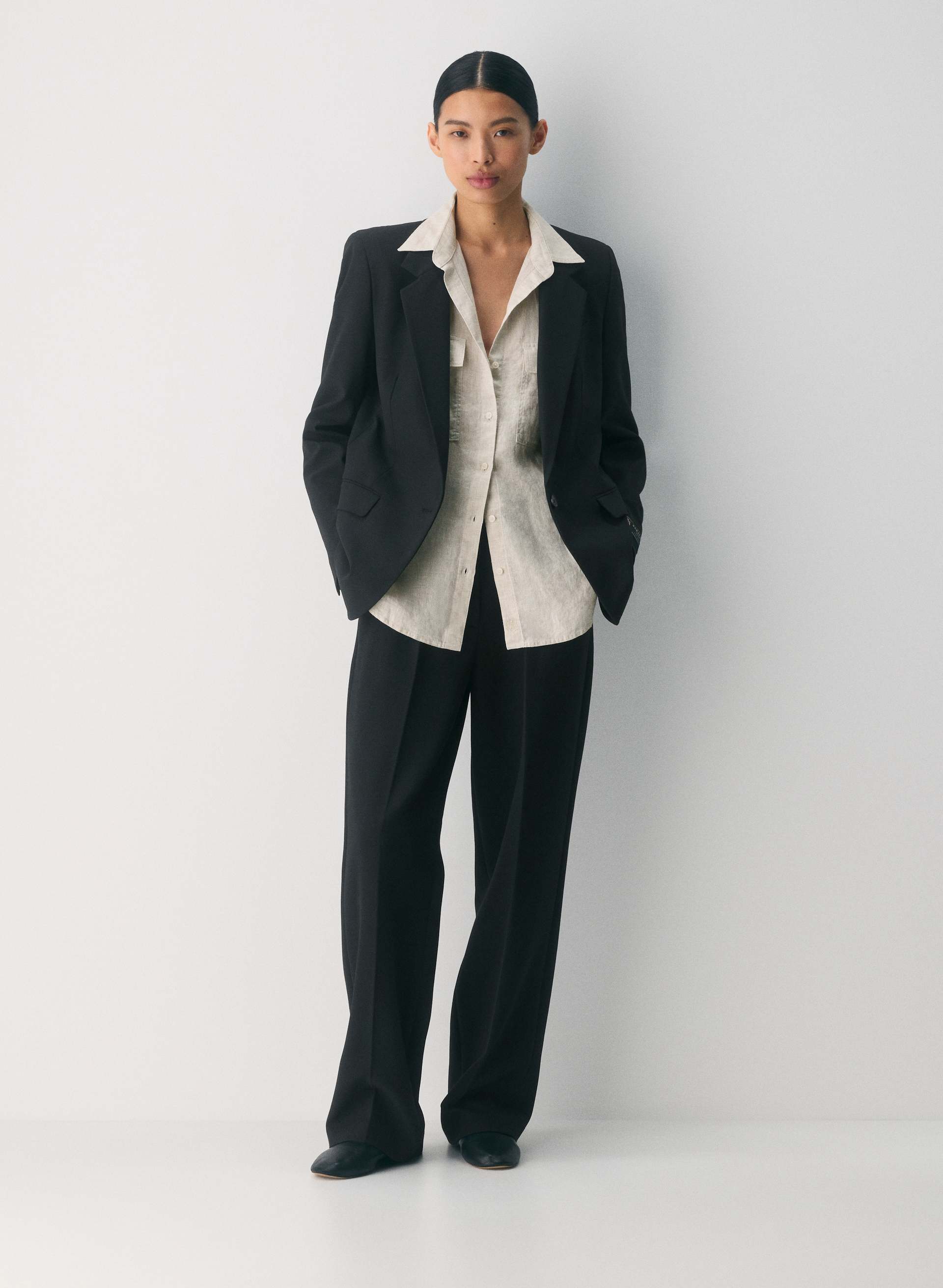 UTILITY LINEN SHIRT | Aritzia
