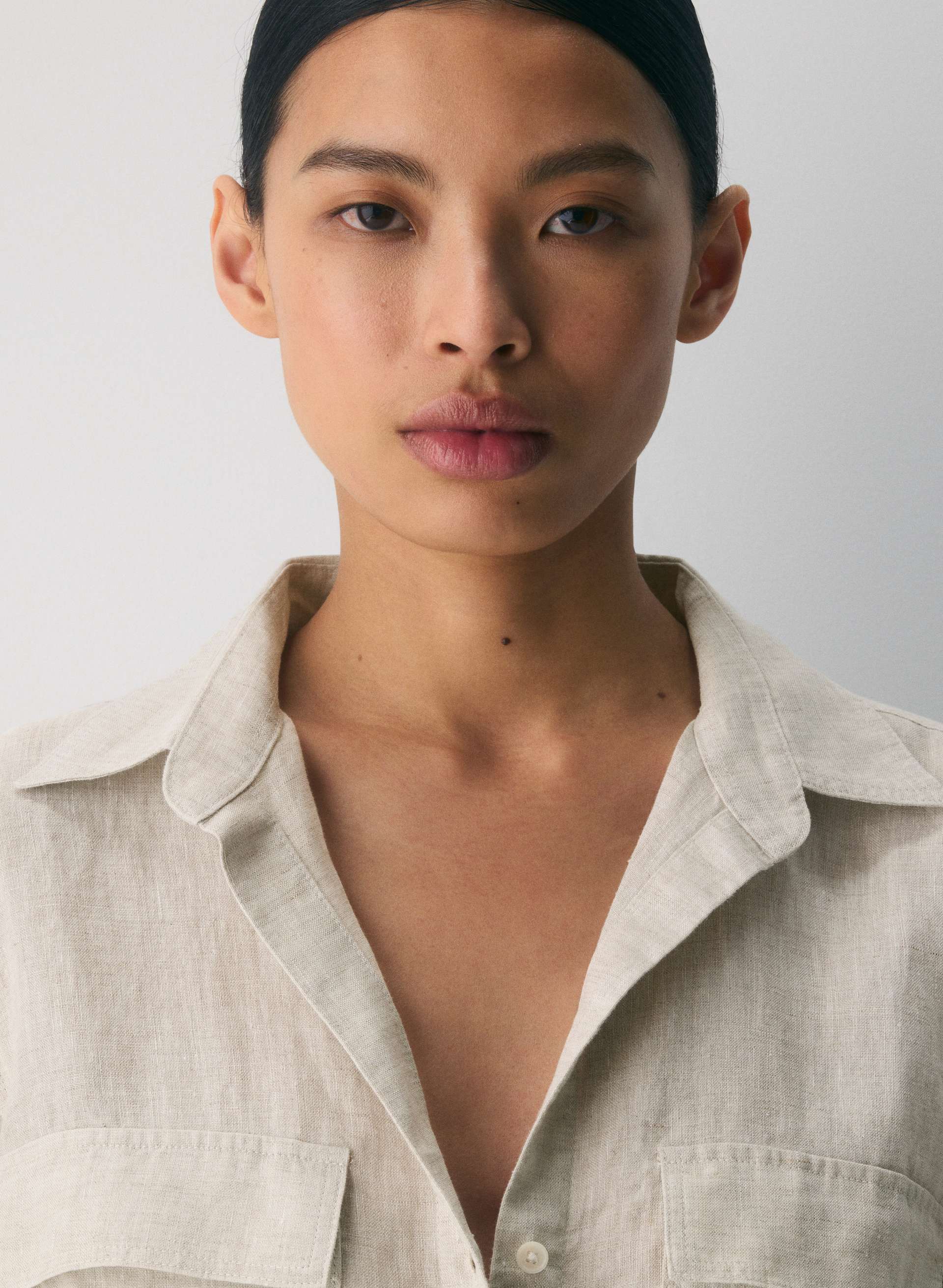 UTILITY LINEN SHIRT | Aritzia