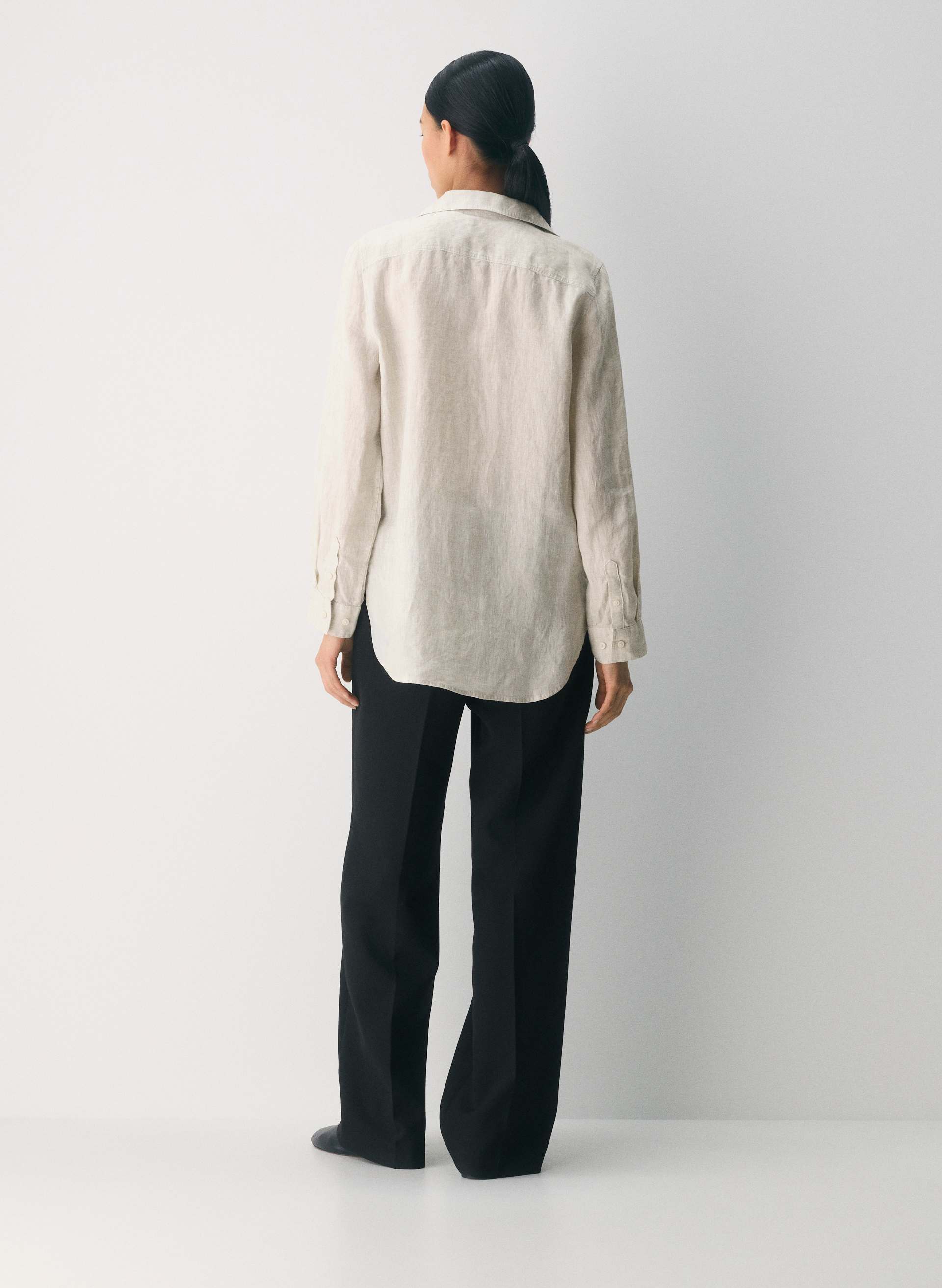 UTILITY LINEN SHIRT | Aritzia