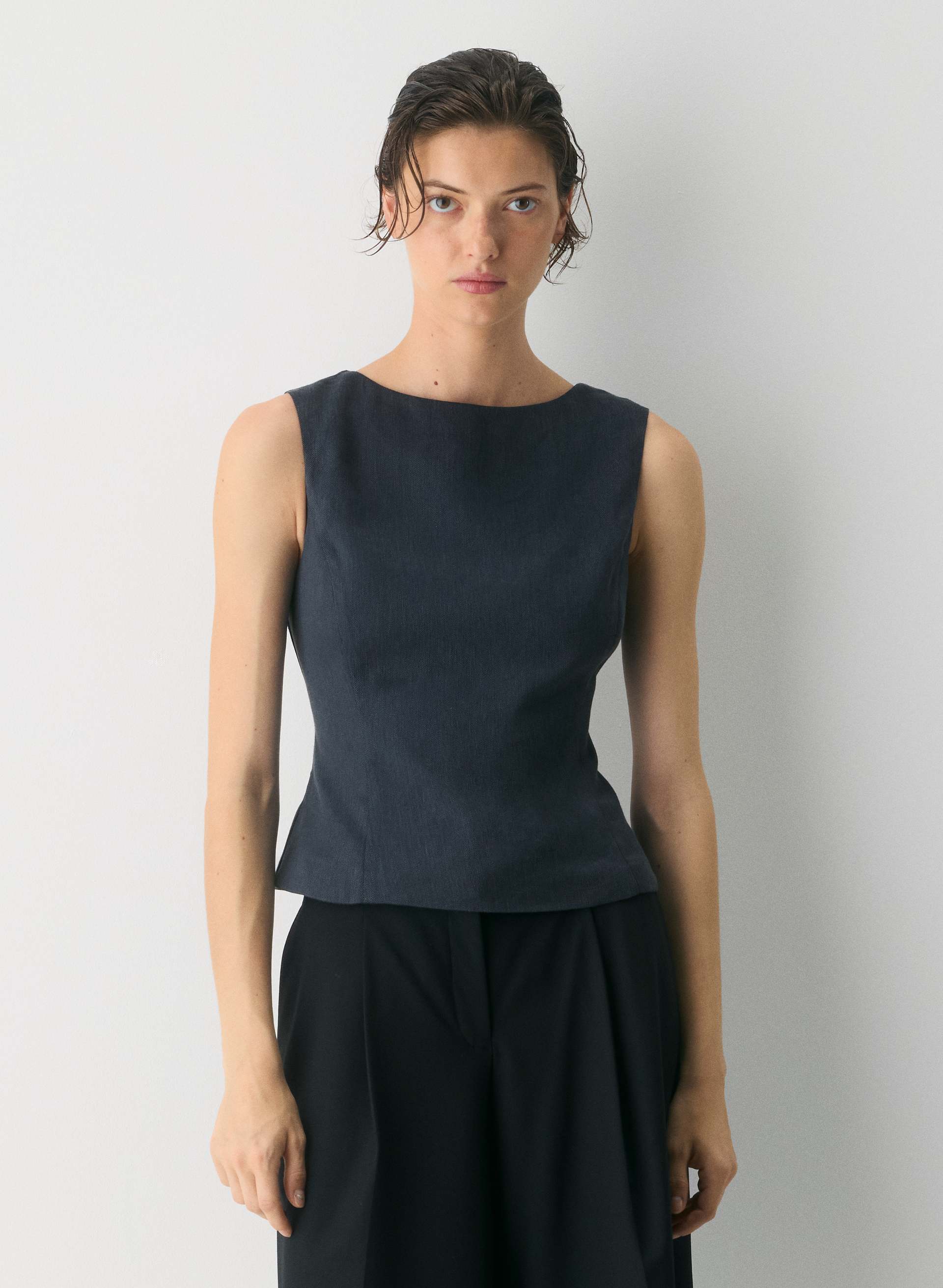 ENIGMA LINEN TOP | Aritzia