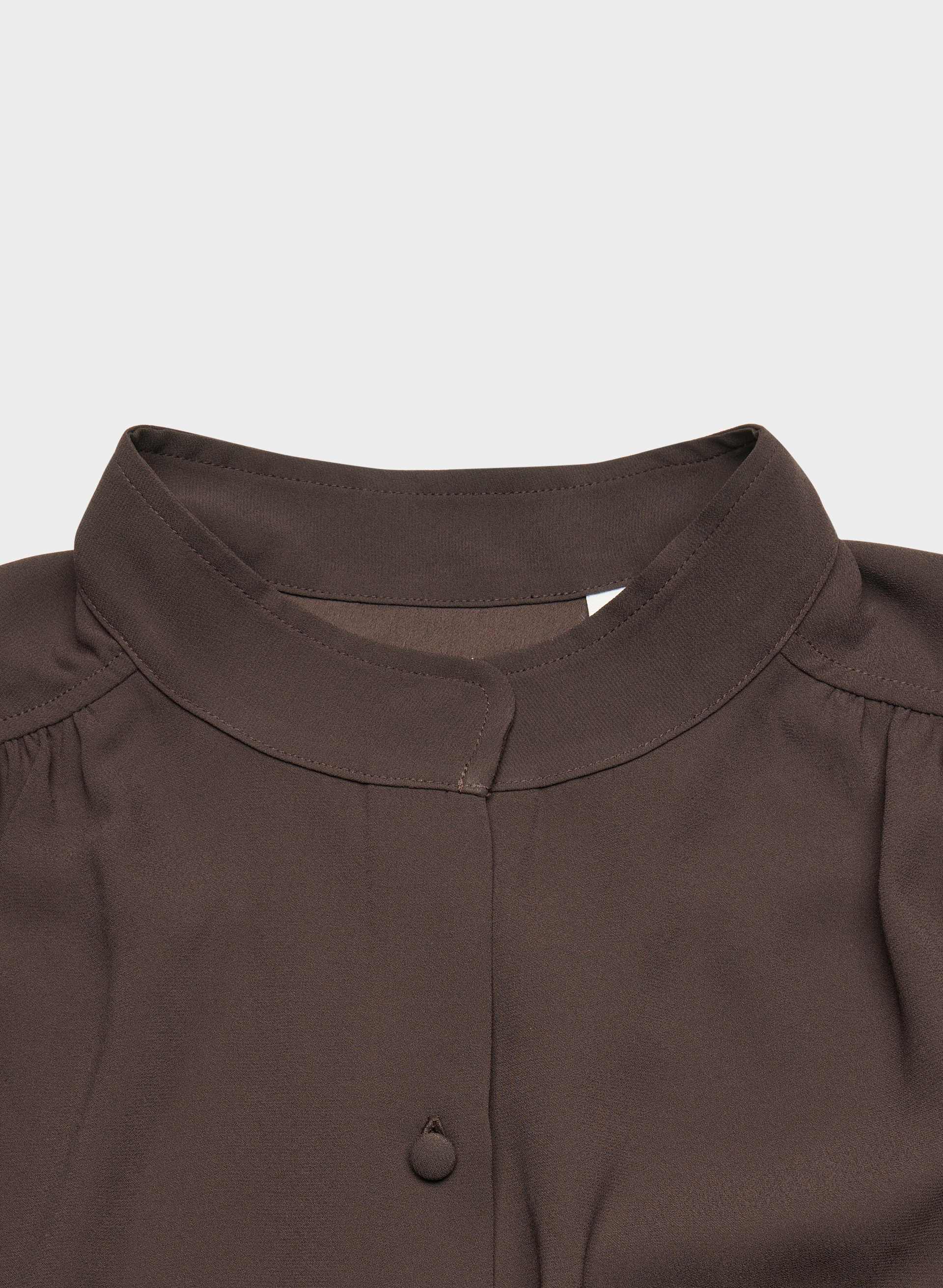 DELPHINE SHORTSLEEVE BLOUSE | Aritzia