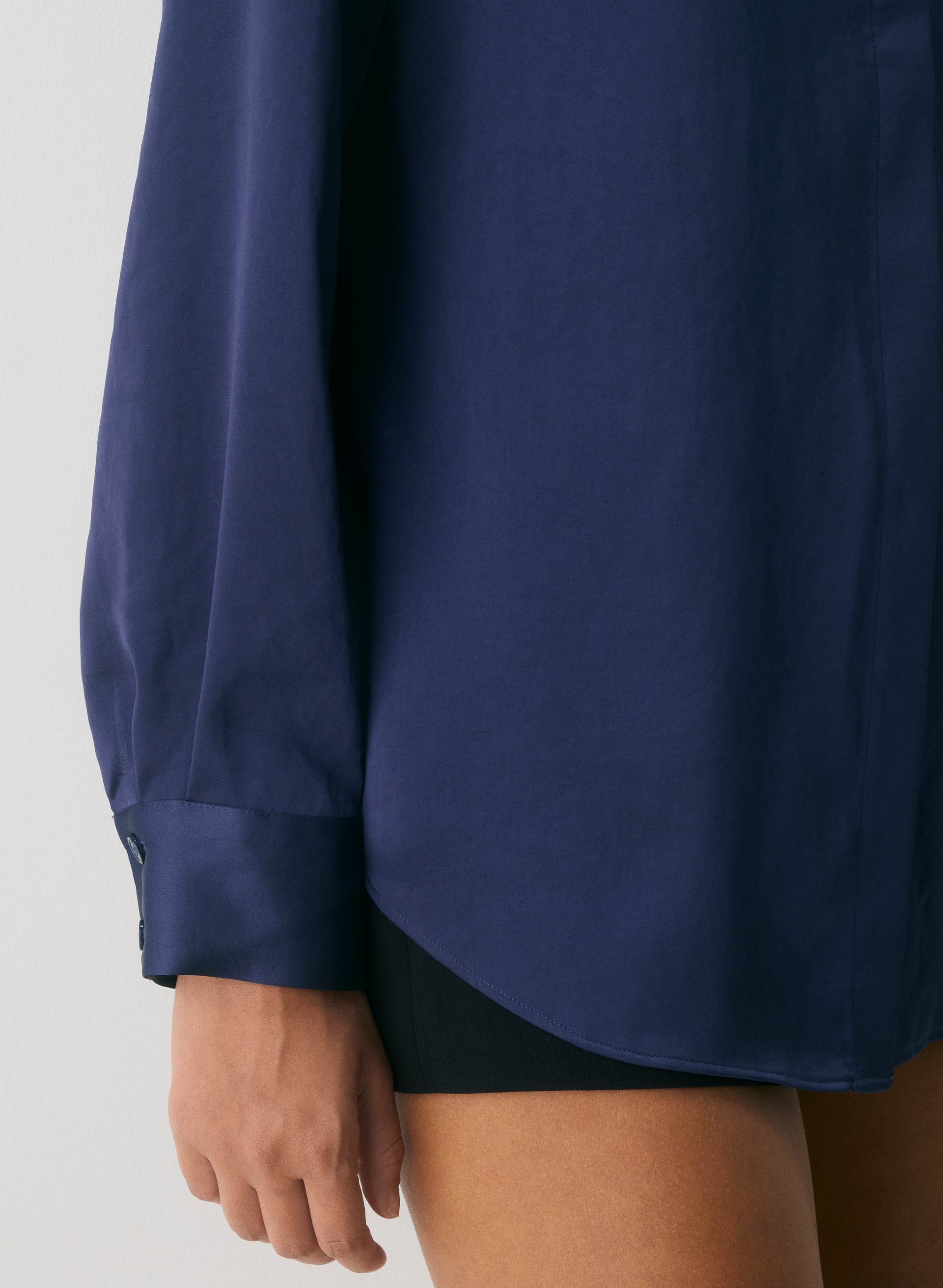 BAKER SATIN SHIRT | Aritzia