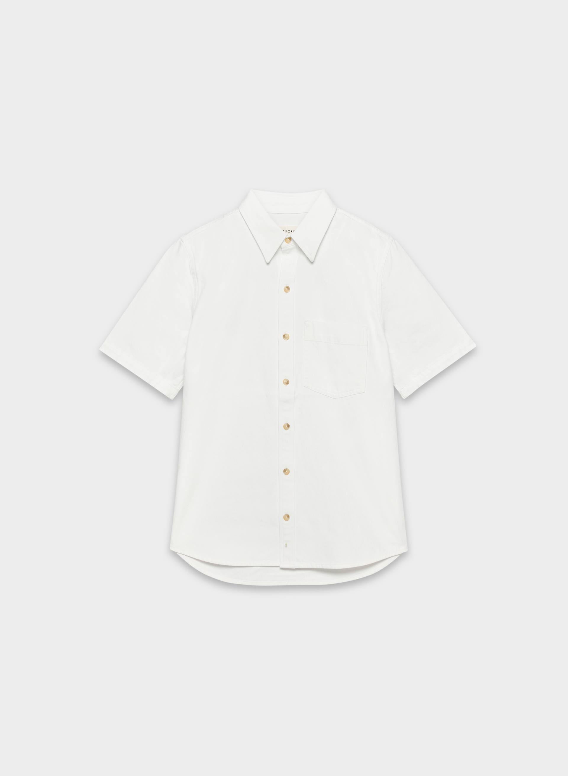 THE '90S VINTAGE SHORTSLEEVE DENIM SHIRT | Aritzia