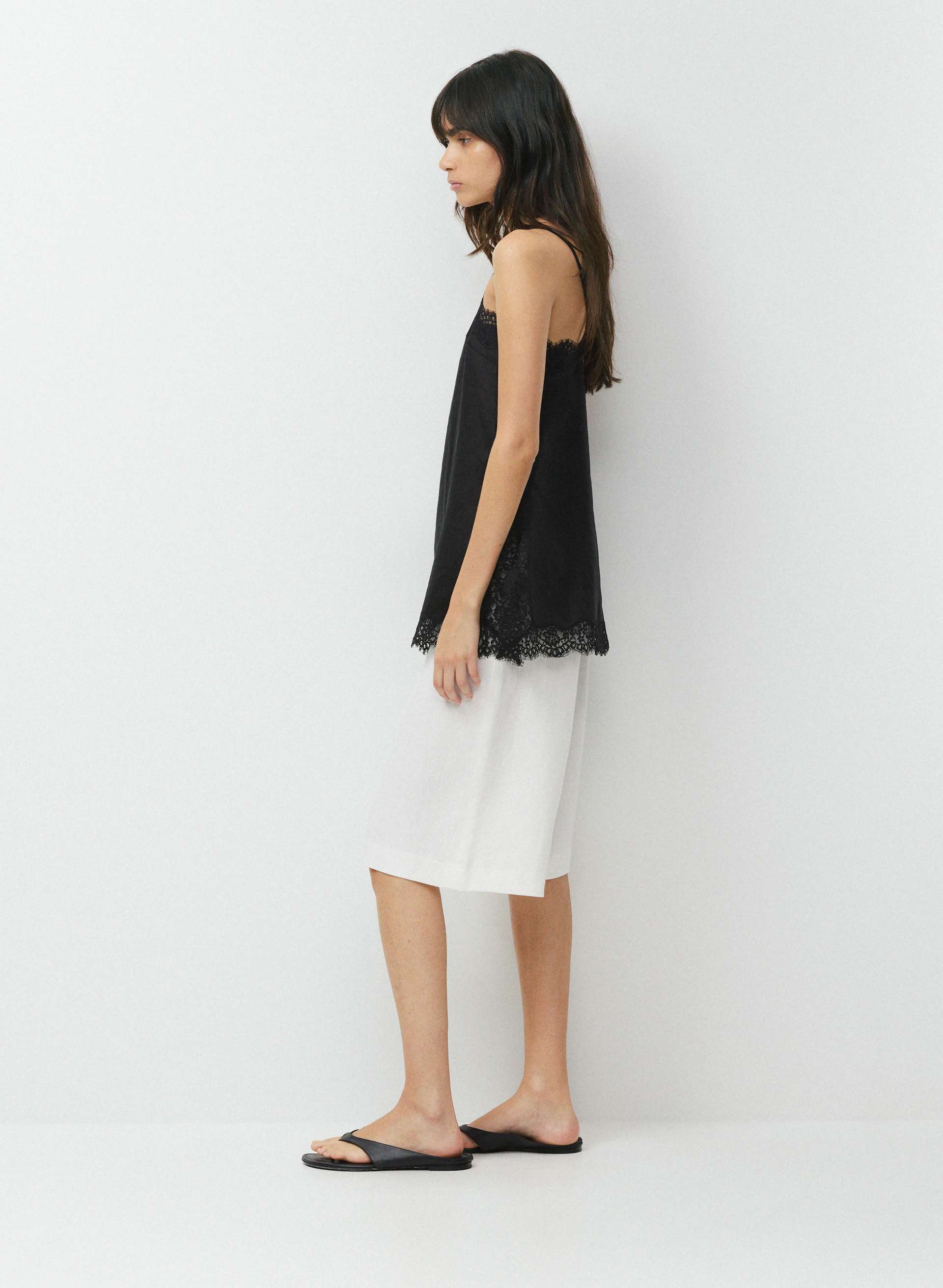 Serif Linen Camisole | Aritzia US