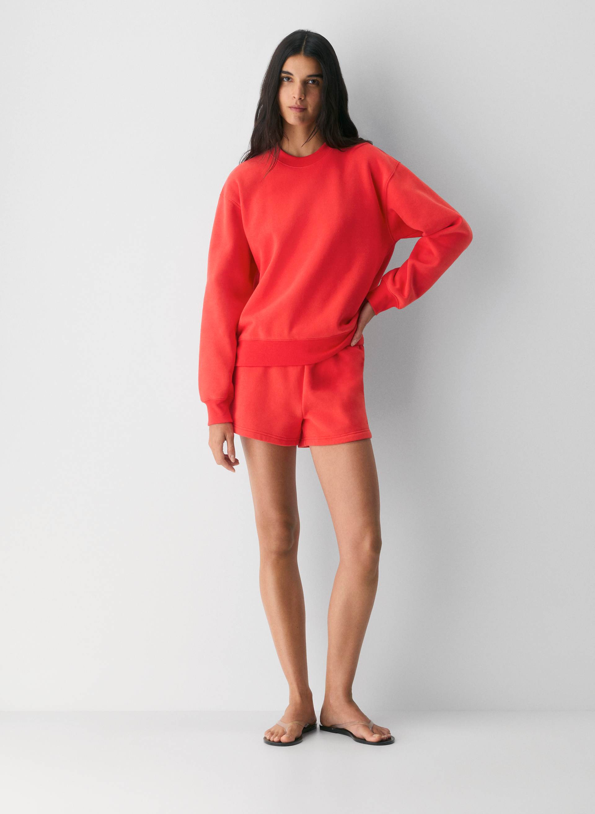 COZY SWEATFLEECE PERFECT CREW SWEATSHIRT | Aritzia