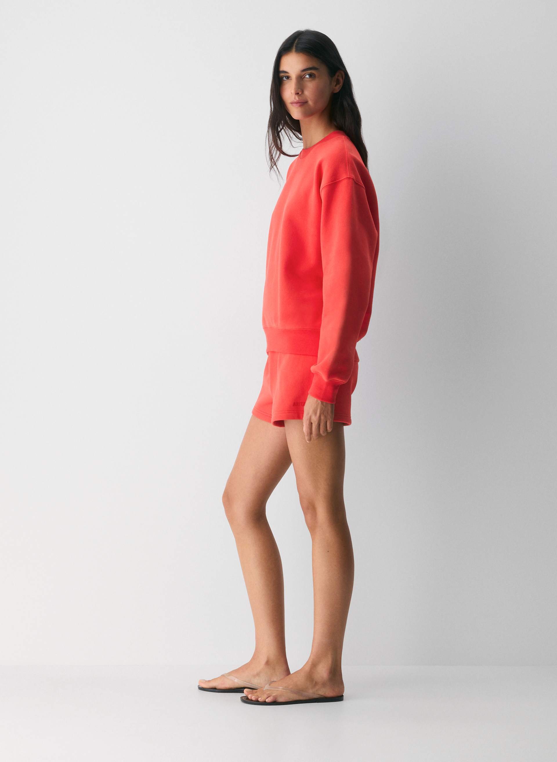 COZY SWEATFLEECE PERFECT CREW SWEATSHIRT | Aritzia