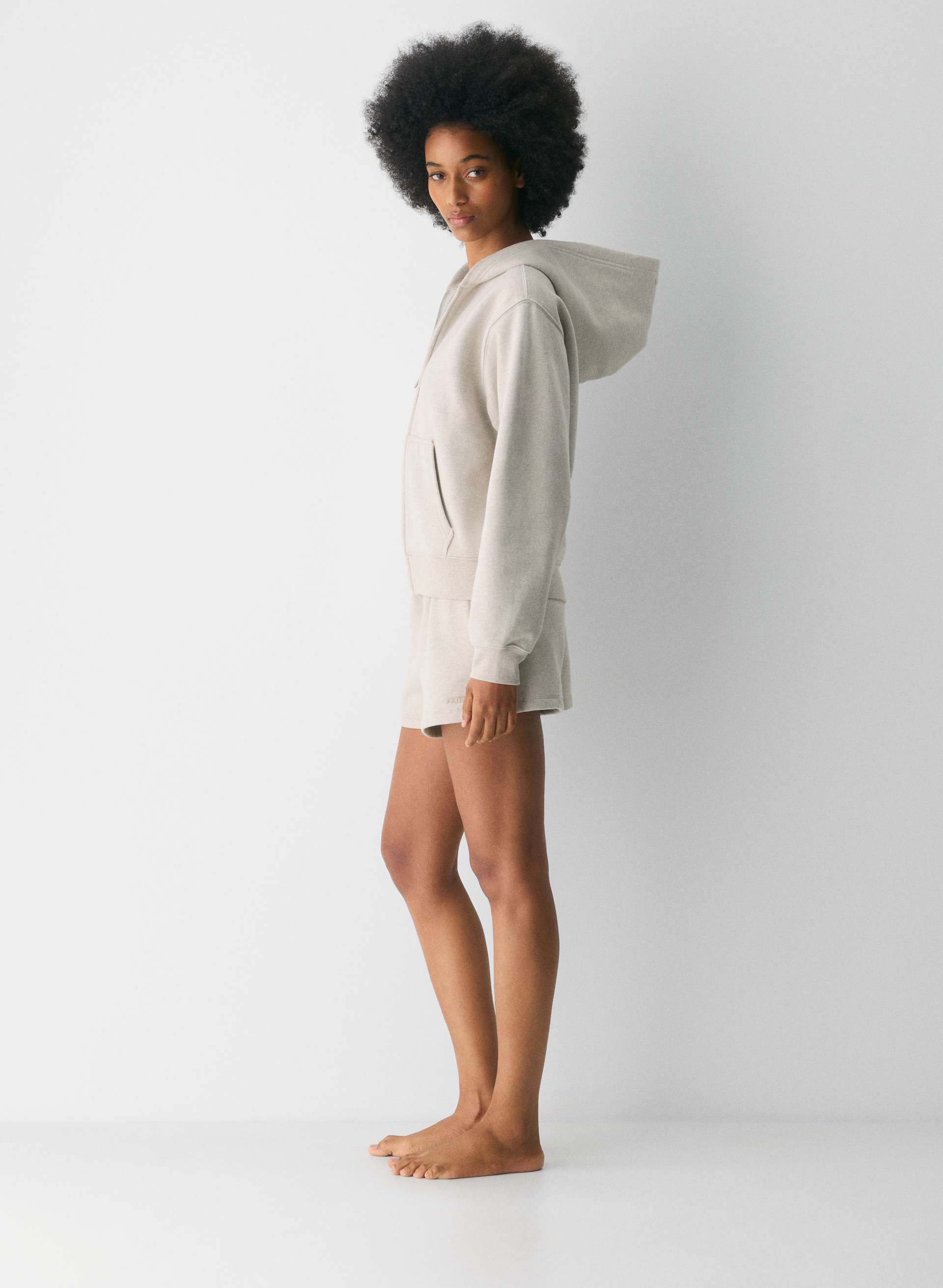 COZY SWEATFLEECE PERFECT ZIP HOODIE | Aritzia