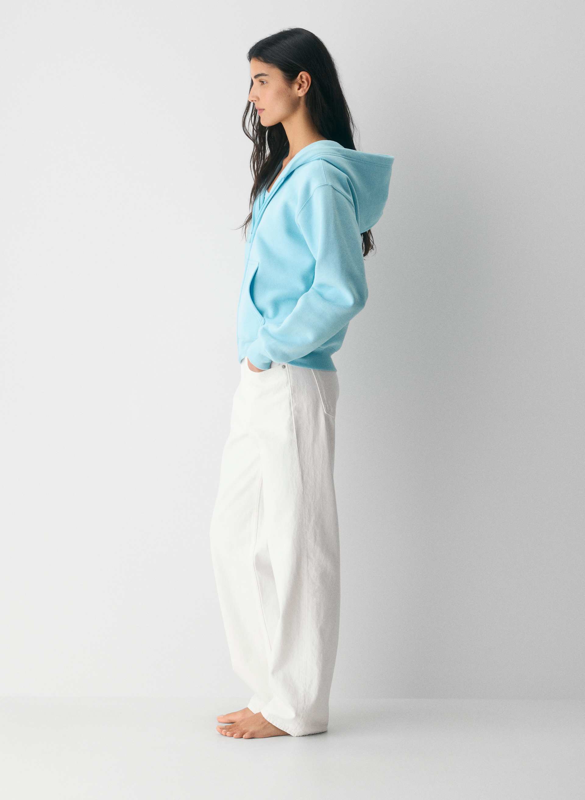 COZY SWEATFLEECE PERFECT ZIP HOODIE | Aritzia