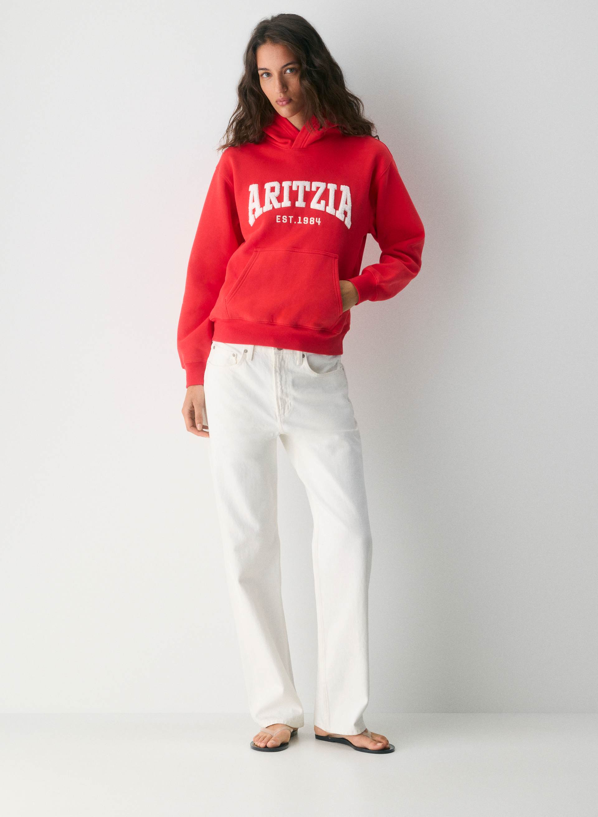 COZY SWEATFLEECE PERFECT HOODIE | Aritzia