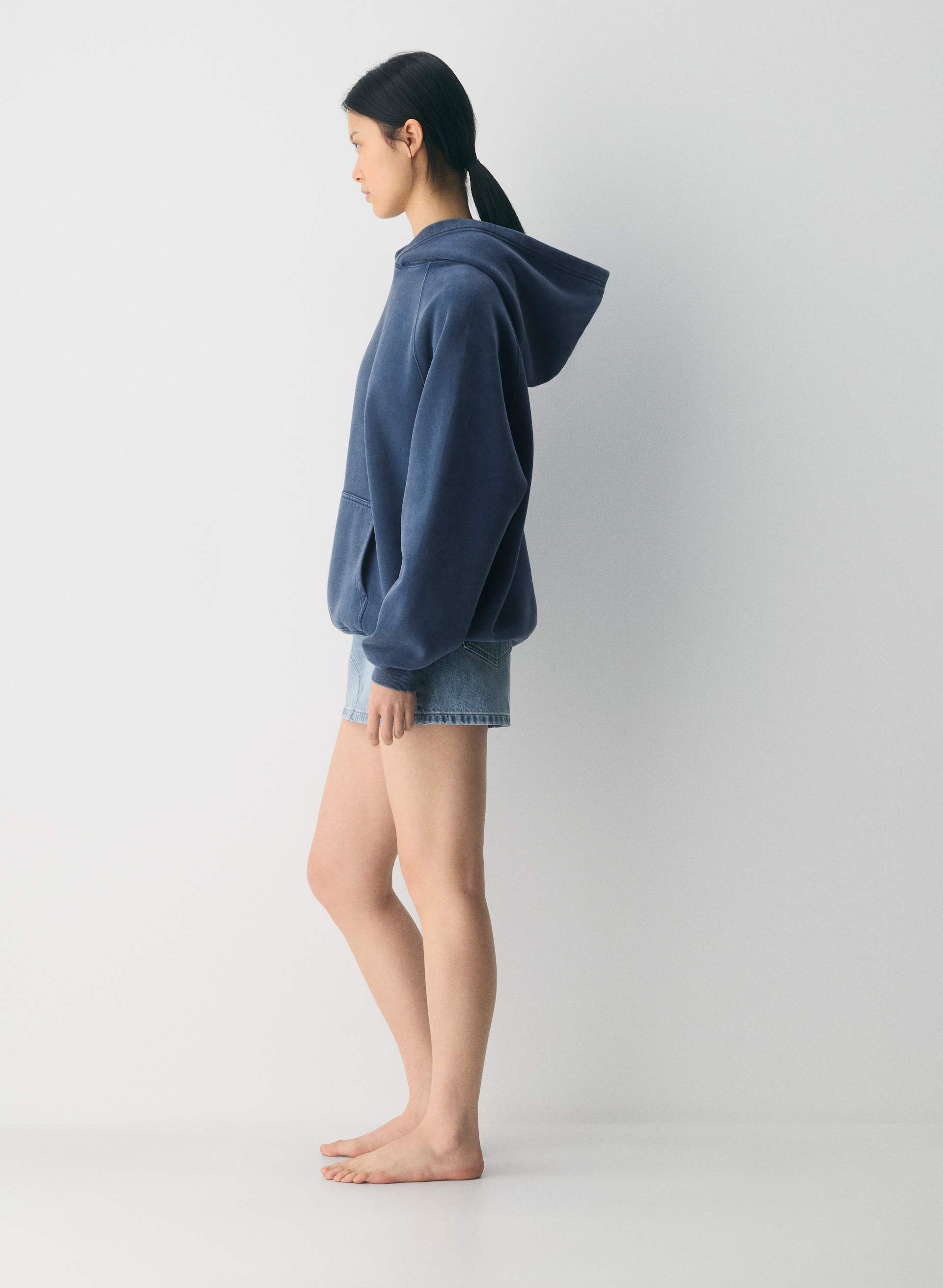 COZY SWEATFLEECE MEGA RAGLAN™ HOODIE | Aritzia