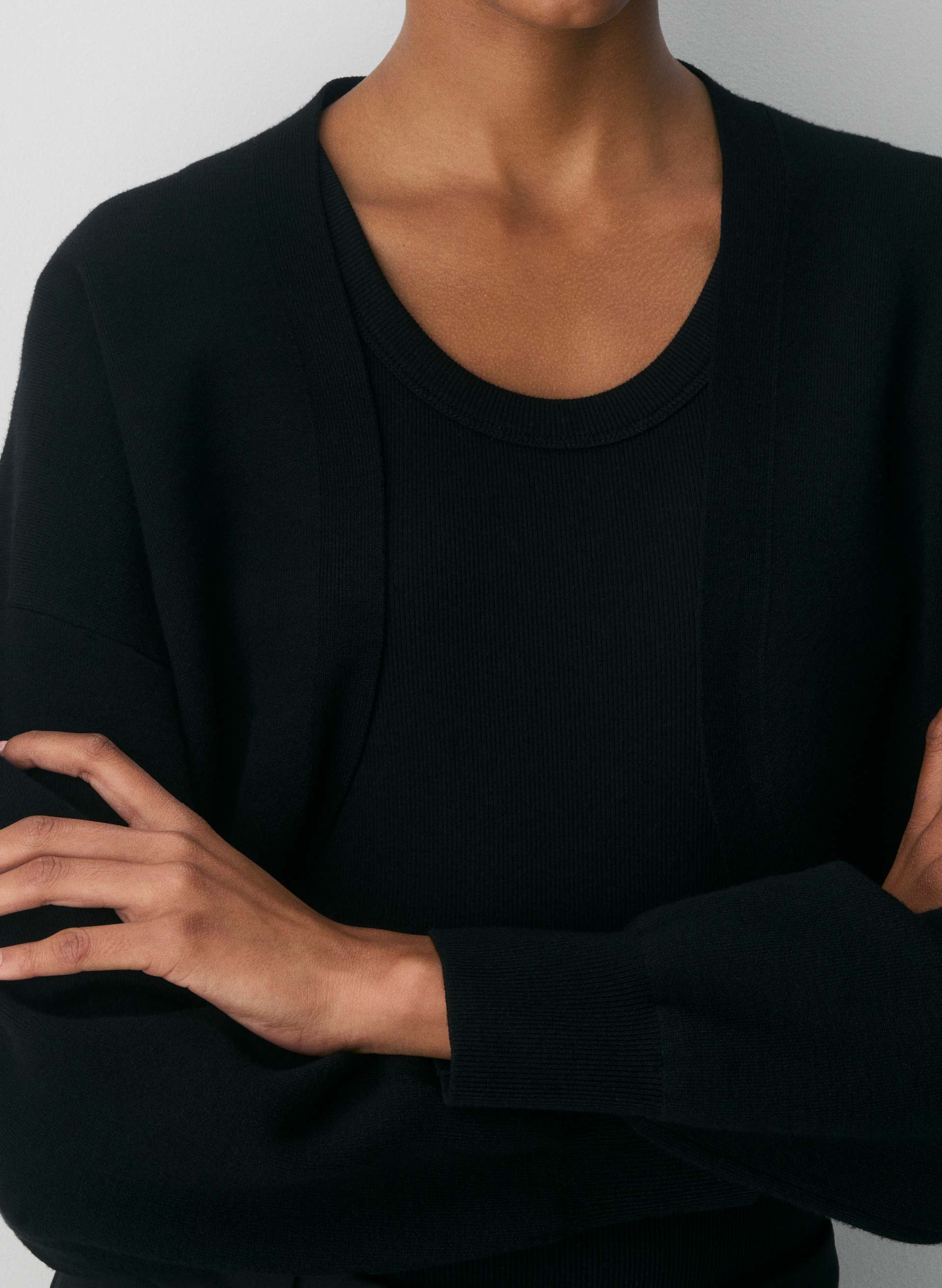 NEW DECISION SHRUG | Aritzia