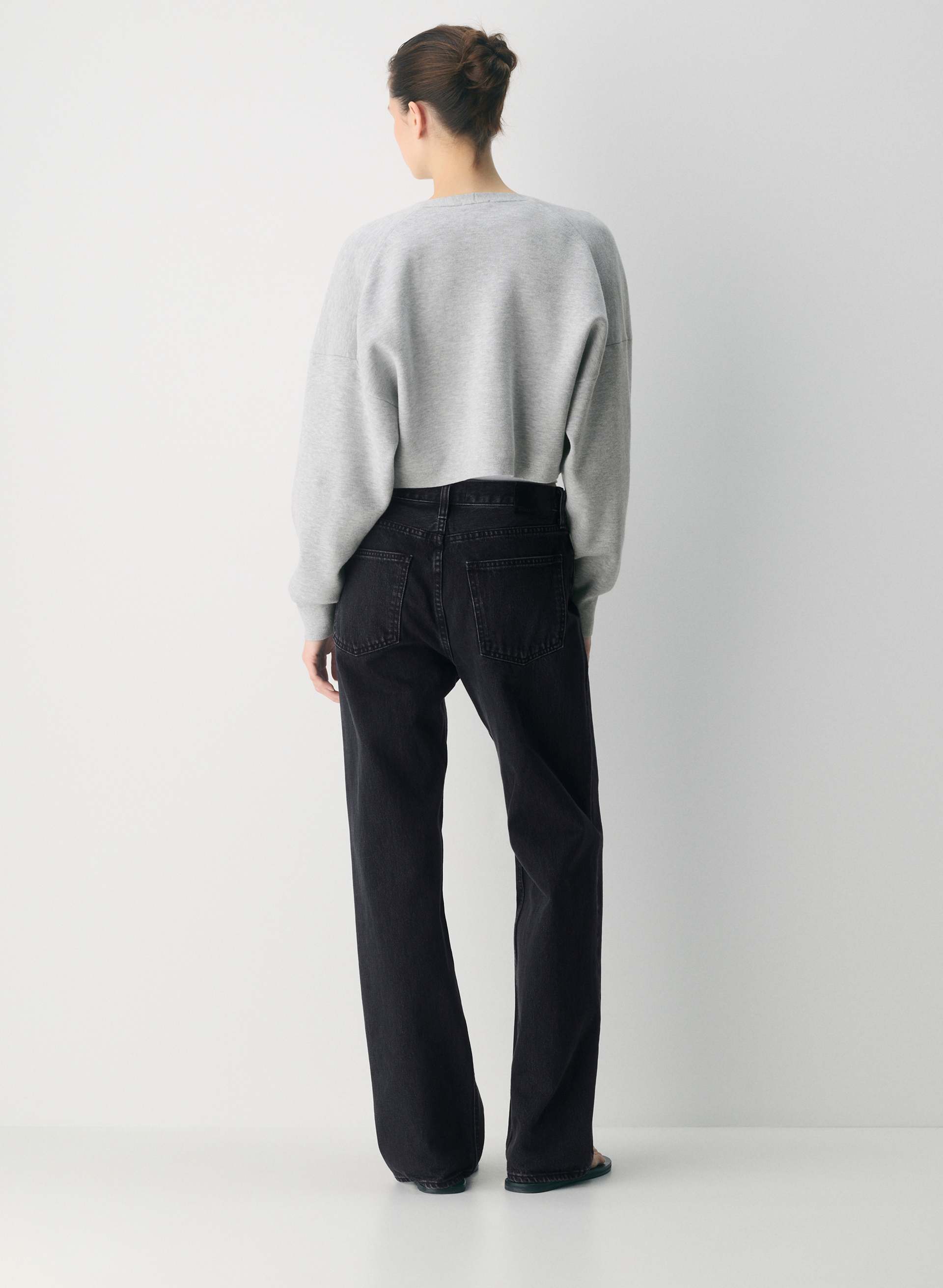 NEW DECISION SHRUG | Aritzia