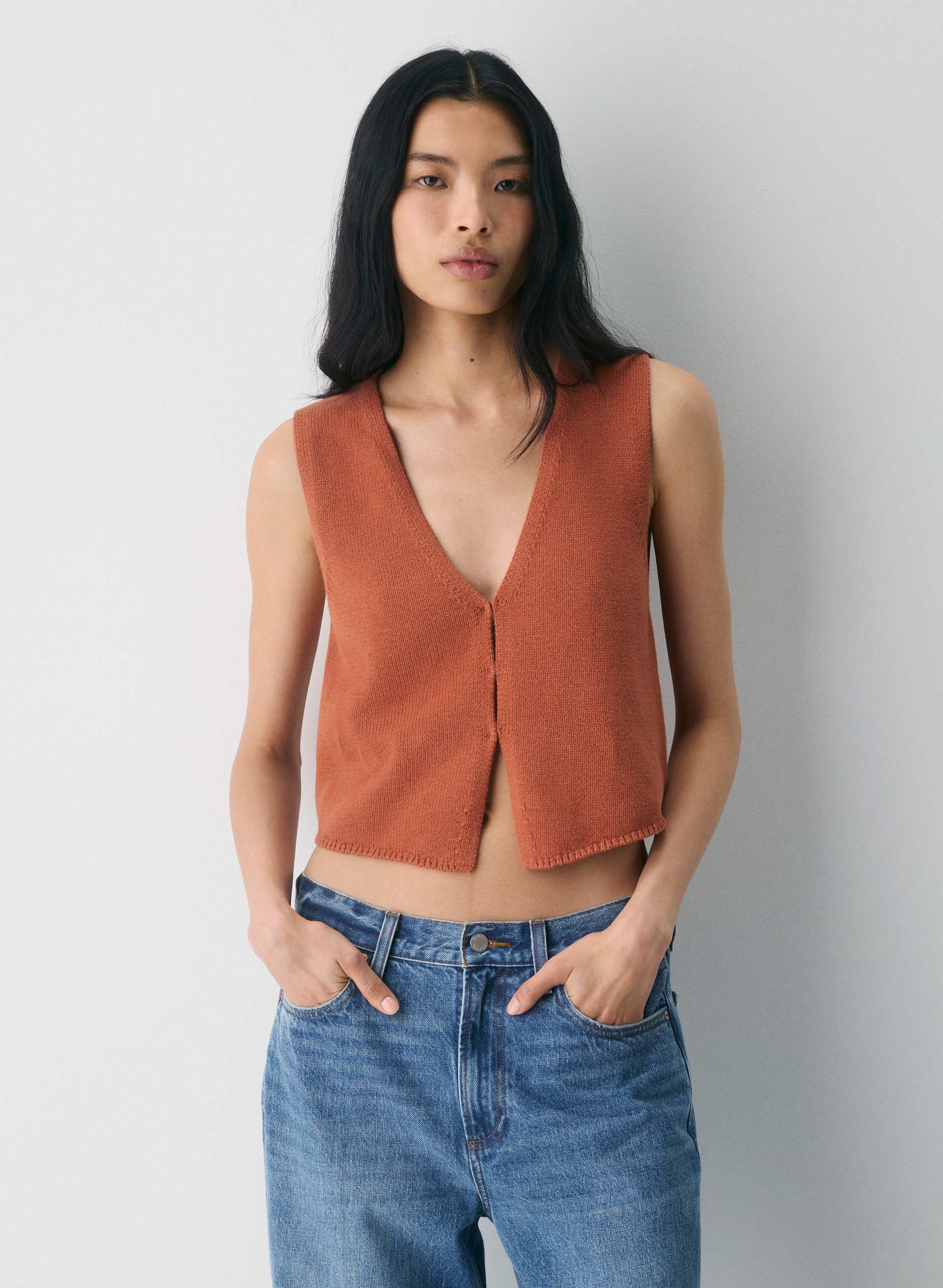 COTTON CHARM™ BASQUE SWEATER VEST | Aritzia