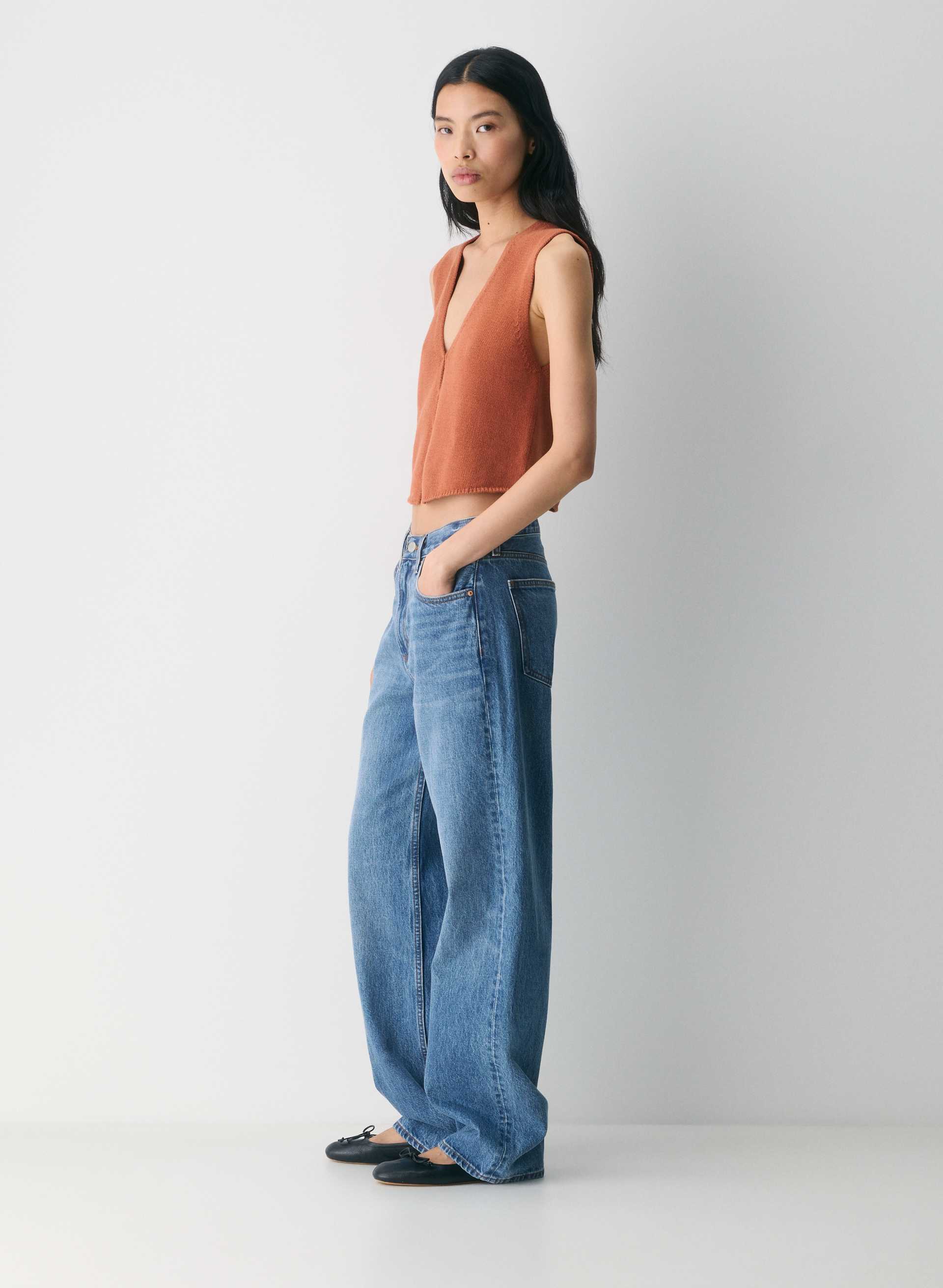 COTTON CHARM™ BASQUE SWEATER VEST | Aritzia