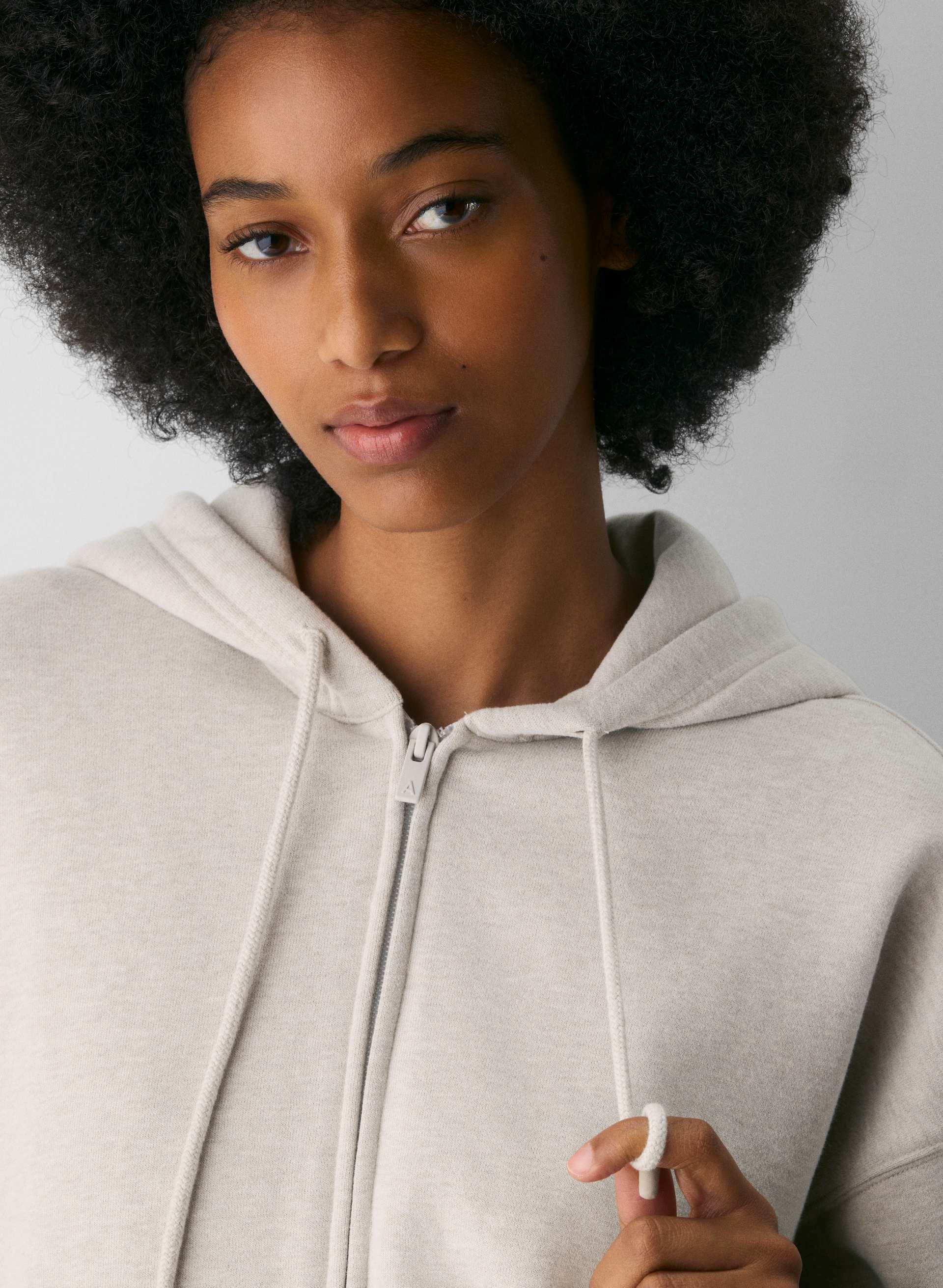 rough&swell BIG ARCH SWEAT ベージュ　M Cozy Sweatfleece Mega Zip Hoodie | Aritzia US