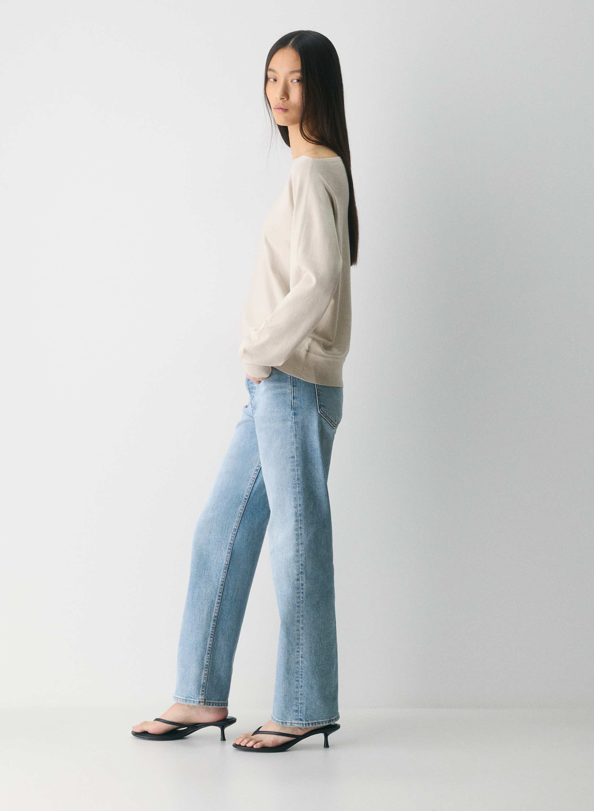 INSPIRATION SWEATER | Aritzia