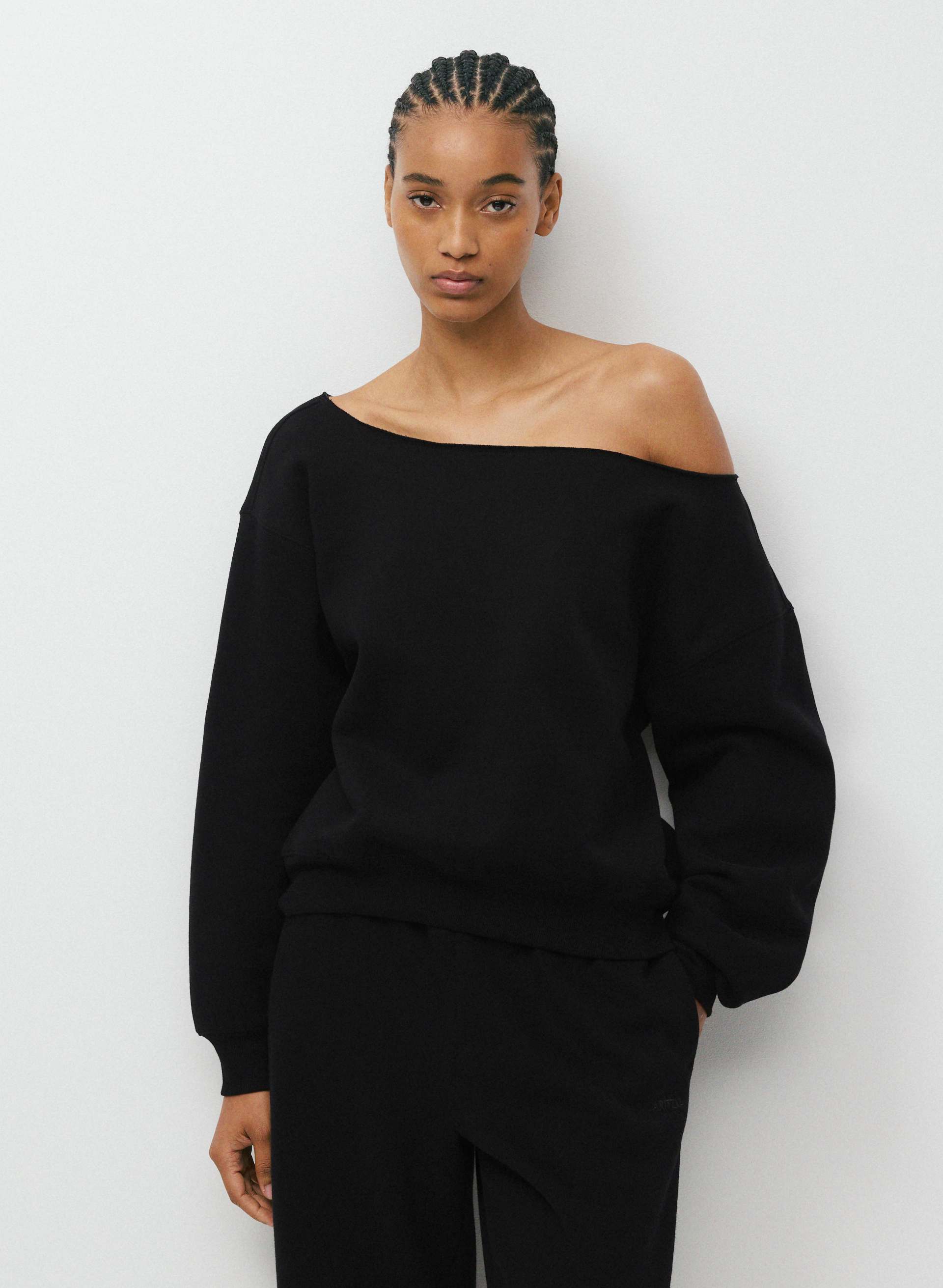 Cozy Sweatfleece BF Off-Shoulder Sweatshirt | Aritzia US