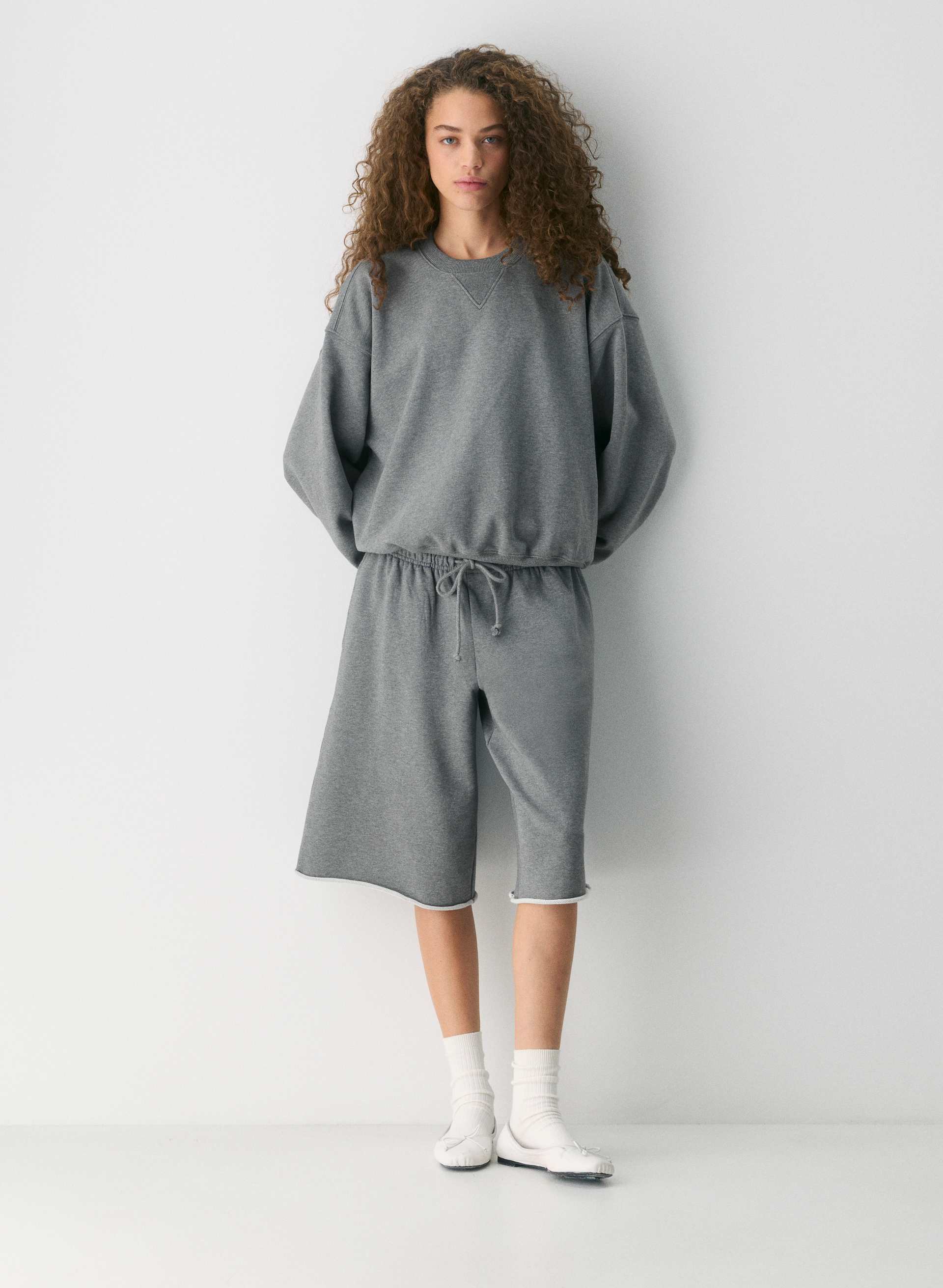 TERRY SWEATFLEECE MEGA CREW SWEATSHIRT | Aritzia