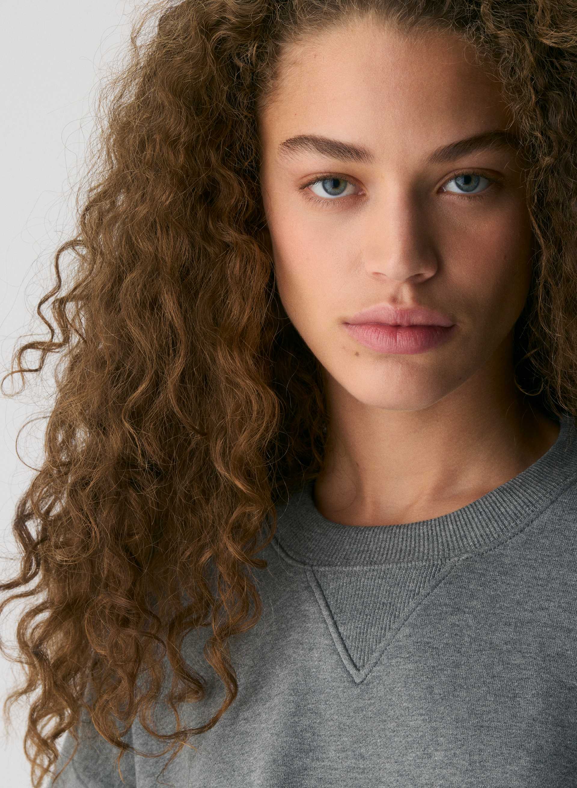 TERRY SWEATFLEECE MEGA CREW SWEATSHIRT | Aritzia