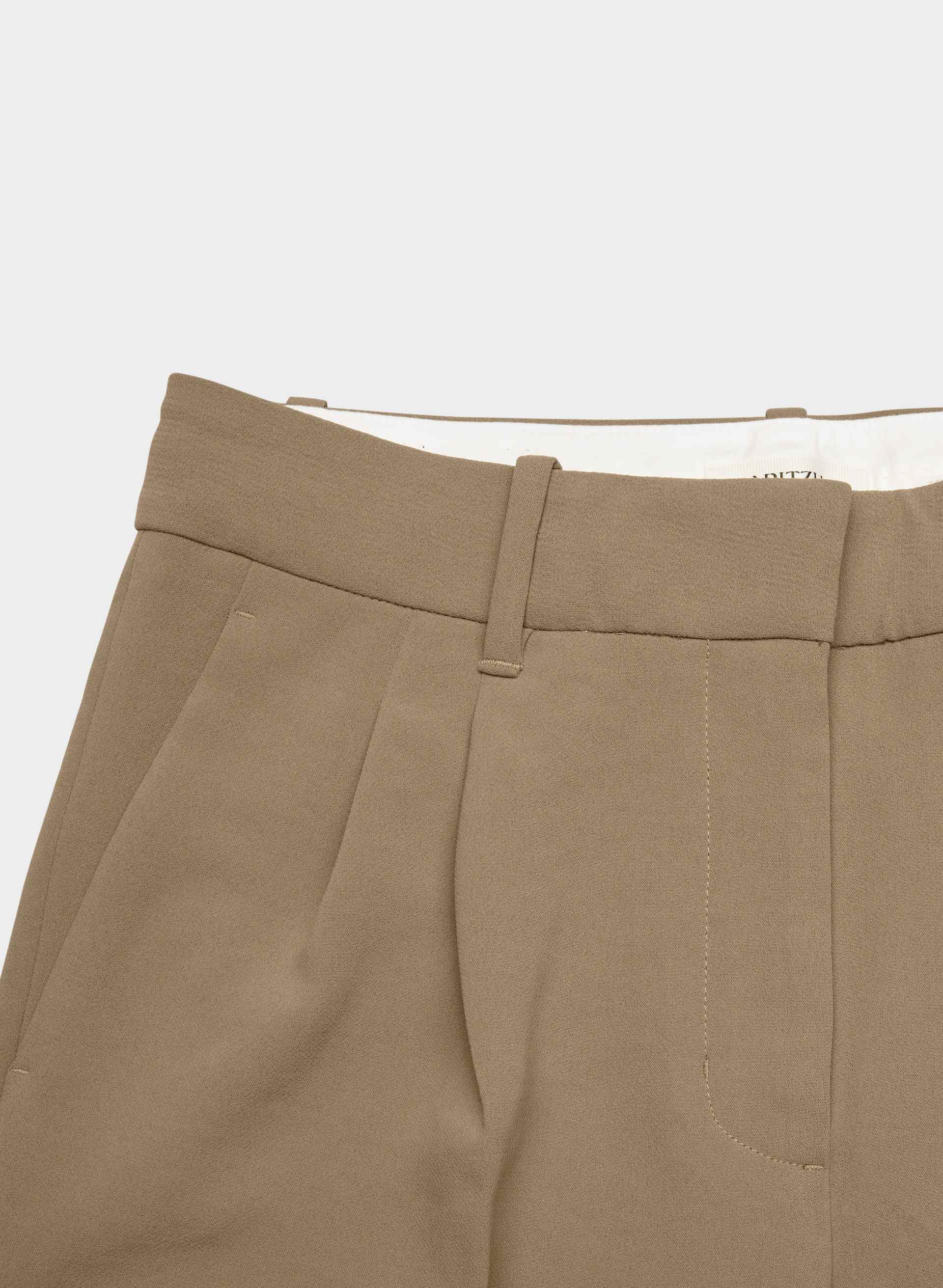 THE EFFORTLESS PANT™ LO-RISE | Aritzia