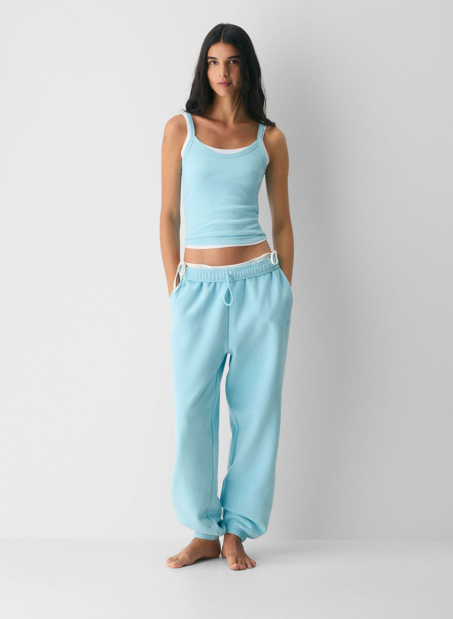 COZY SWEATFLEECE MEGA JOGGER - Fan-favourite oversized fleece joggers. 