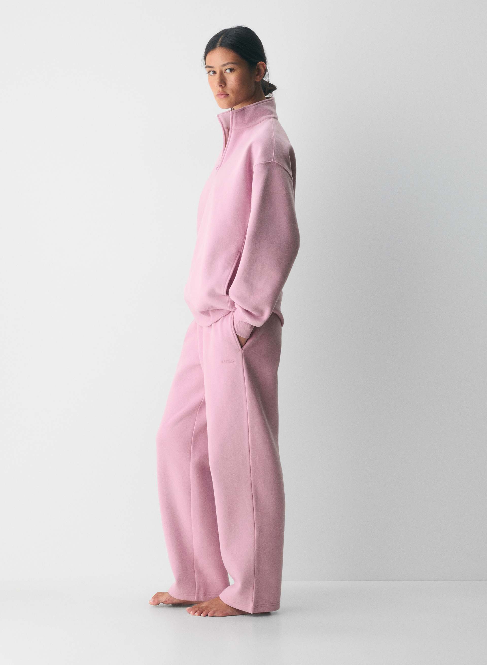 COZY SWEATFLEECE MEGA STRAIGHT™ SWEATPANT | Aritzia