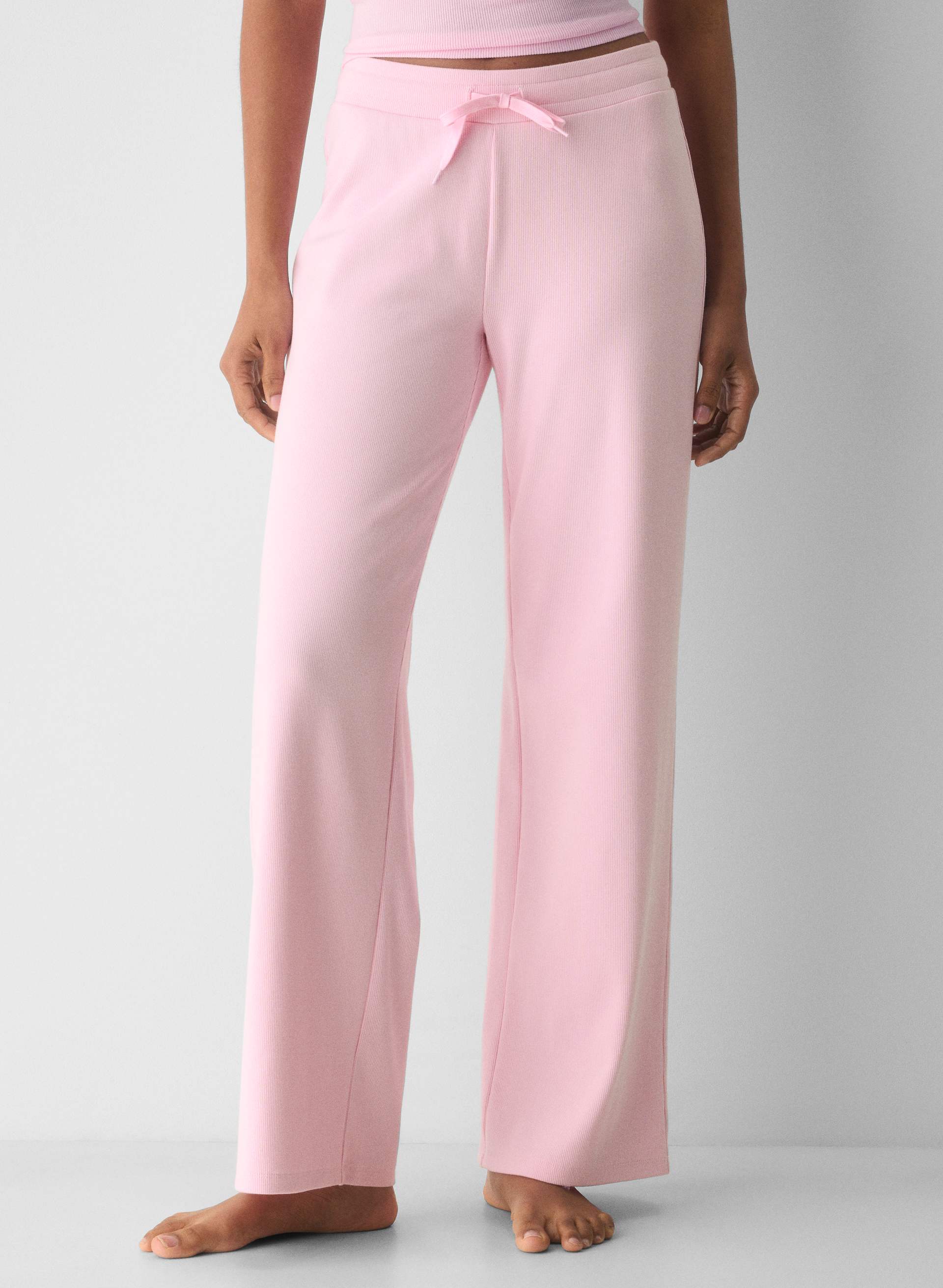 HomeStretch™ Rib Kickback Pant | Aritzia US