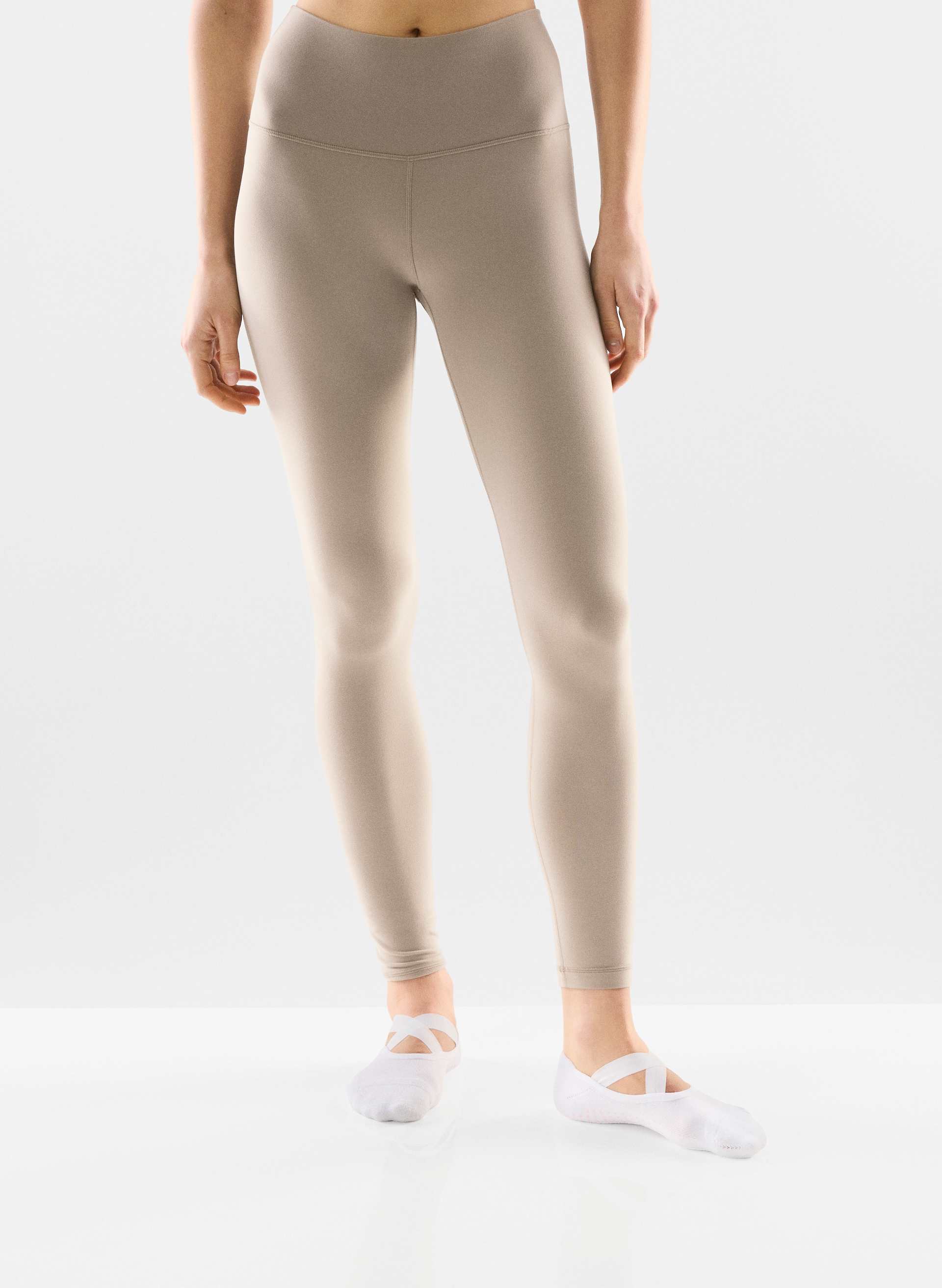 BUTTER CHEEKY HI-RISE 26" LEGGING | Aritzia