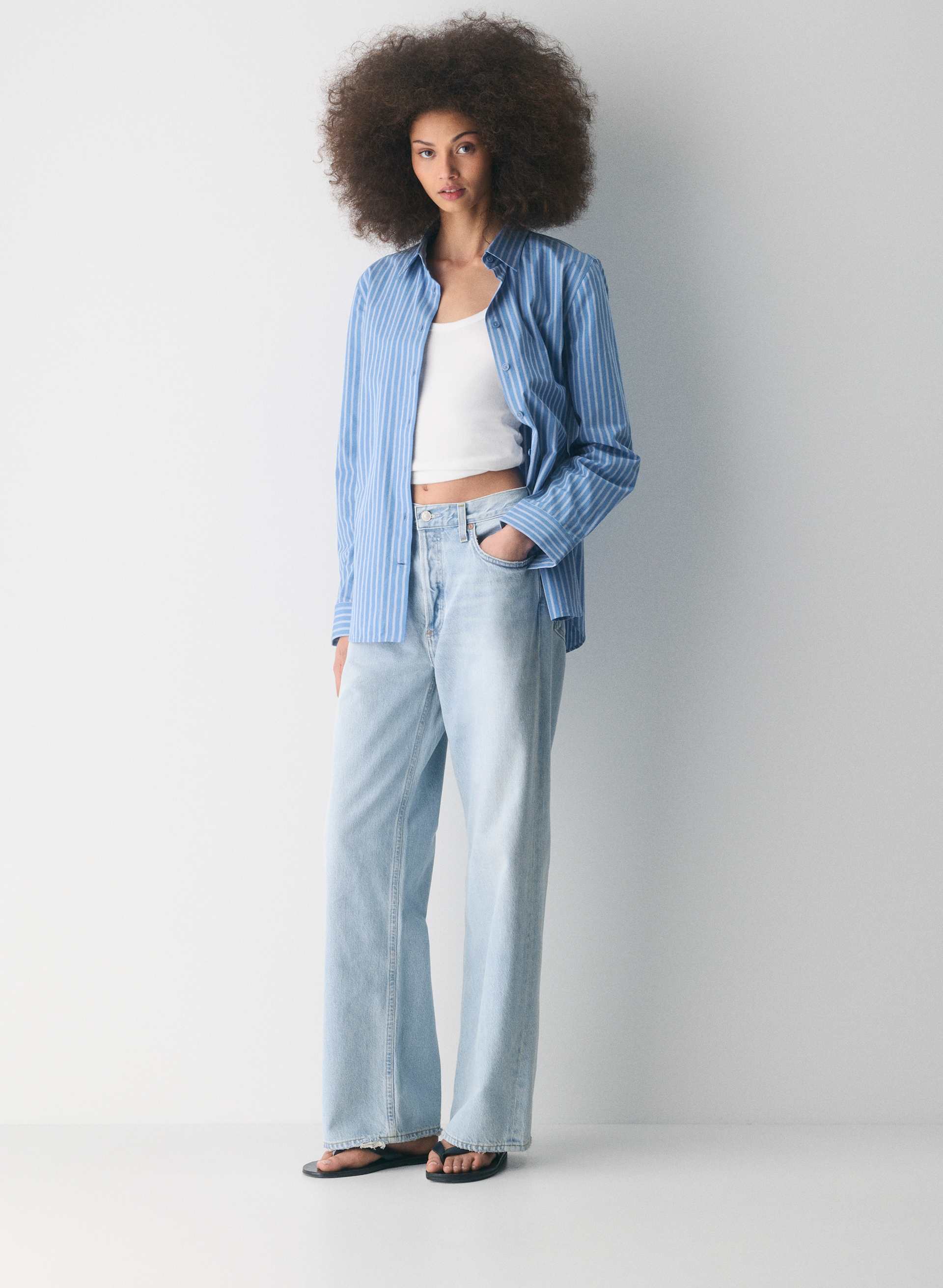 LOW-SLUNG BAGGY JEAN | Aritzia