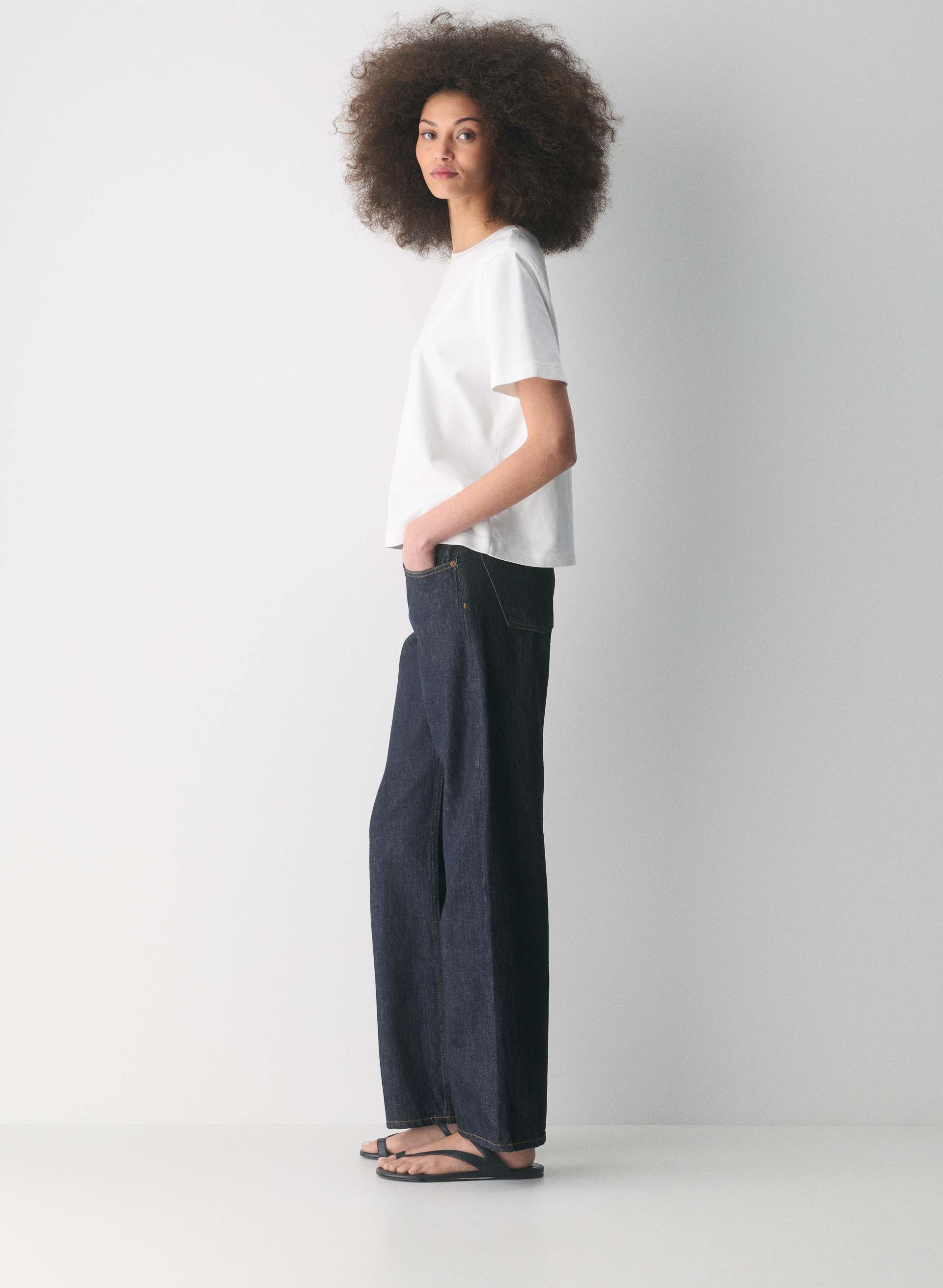 LOW RISE LOOSE JEAN | Aritzia