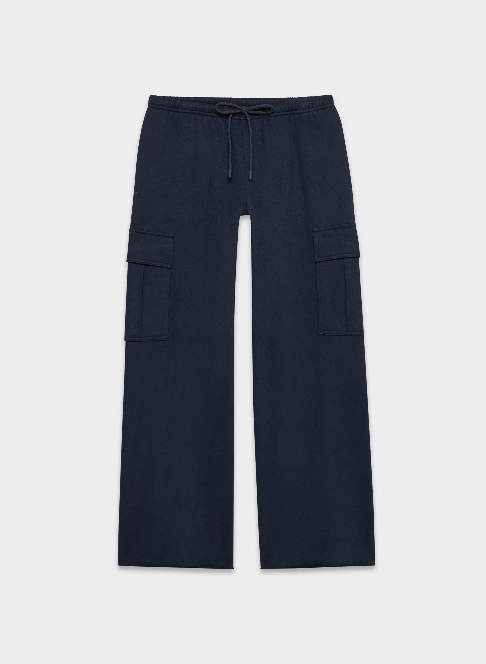 COZY SWEATFLEECE MEGA CARGO FLUTTER SWEATPANT | Aritzia