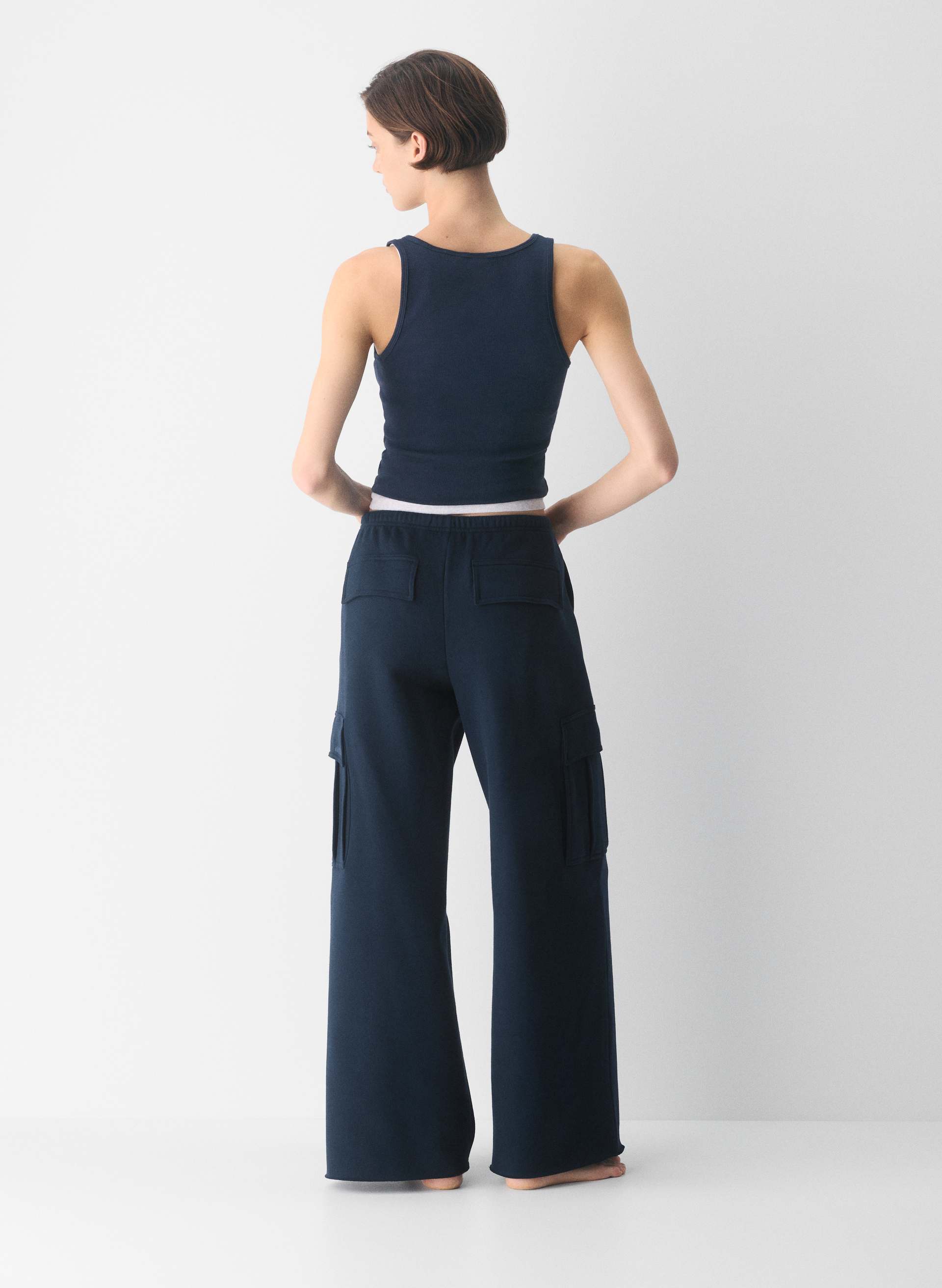 COZY SWEATFLEECE MEGA CARGO FLUTTER SWEATPANT | Aritzia