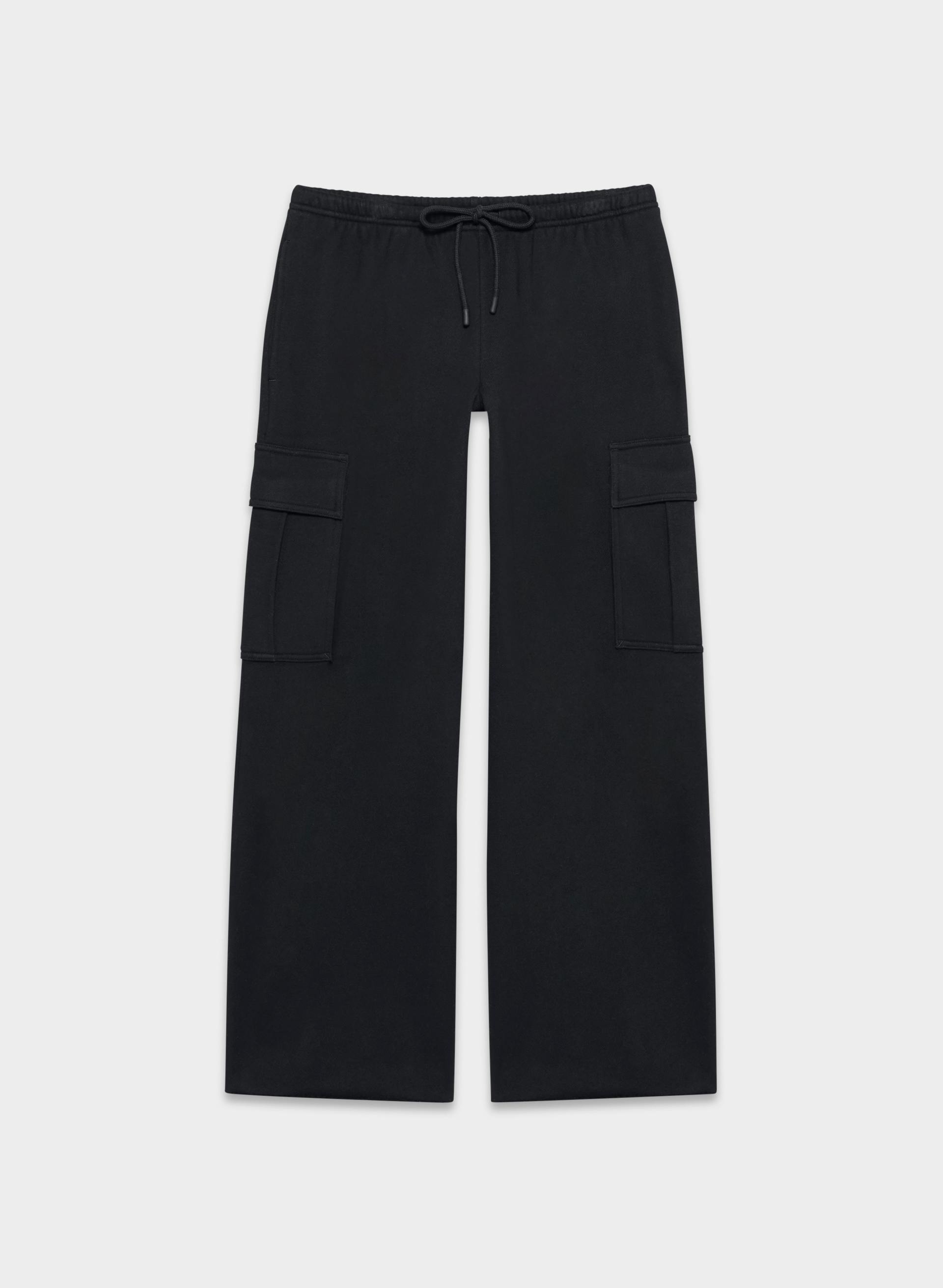 COZY SWEATFLEECE MEGA CARGO FLUTTER SWEATPANT | Aritzia