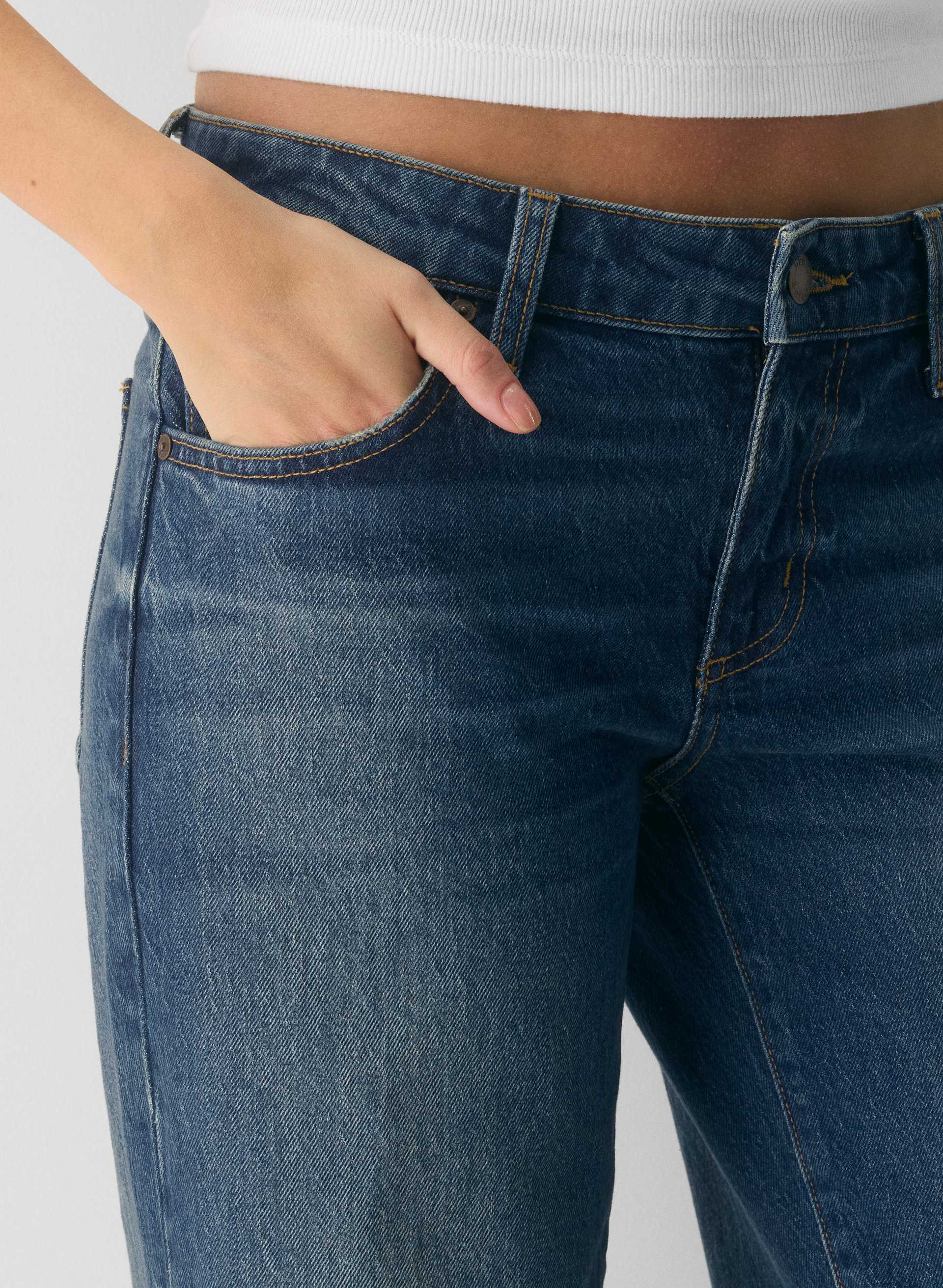 SALMA SUPER LO-RISE STRAIGHT JEAN | Aritzia
