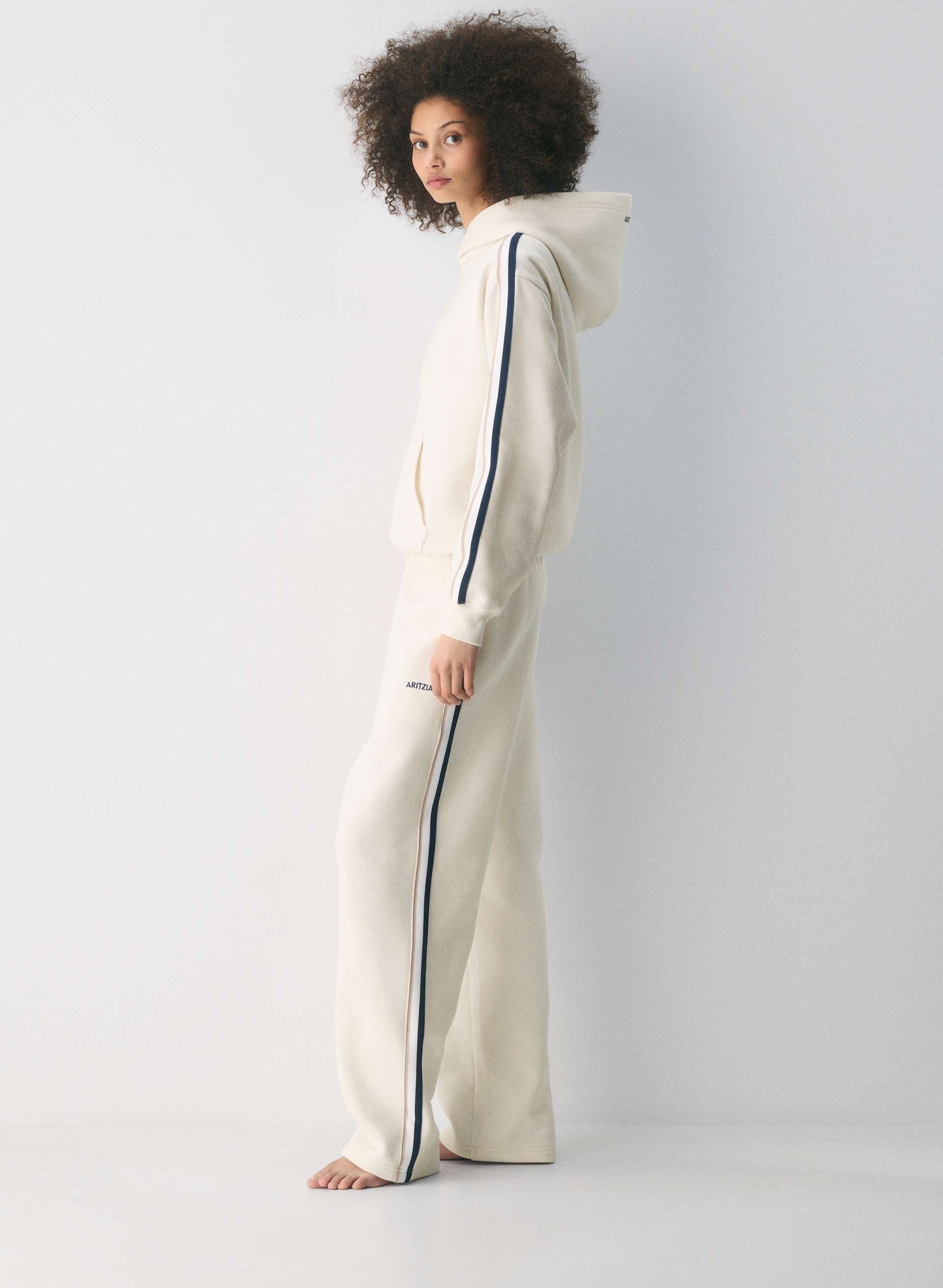 Cozy Sweatfleece Mega Straight™ Sweatpant | Aritzia INTL
