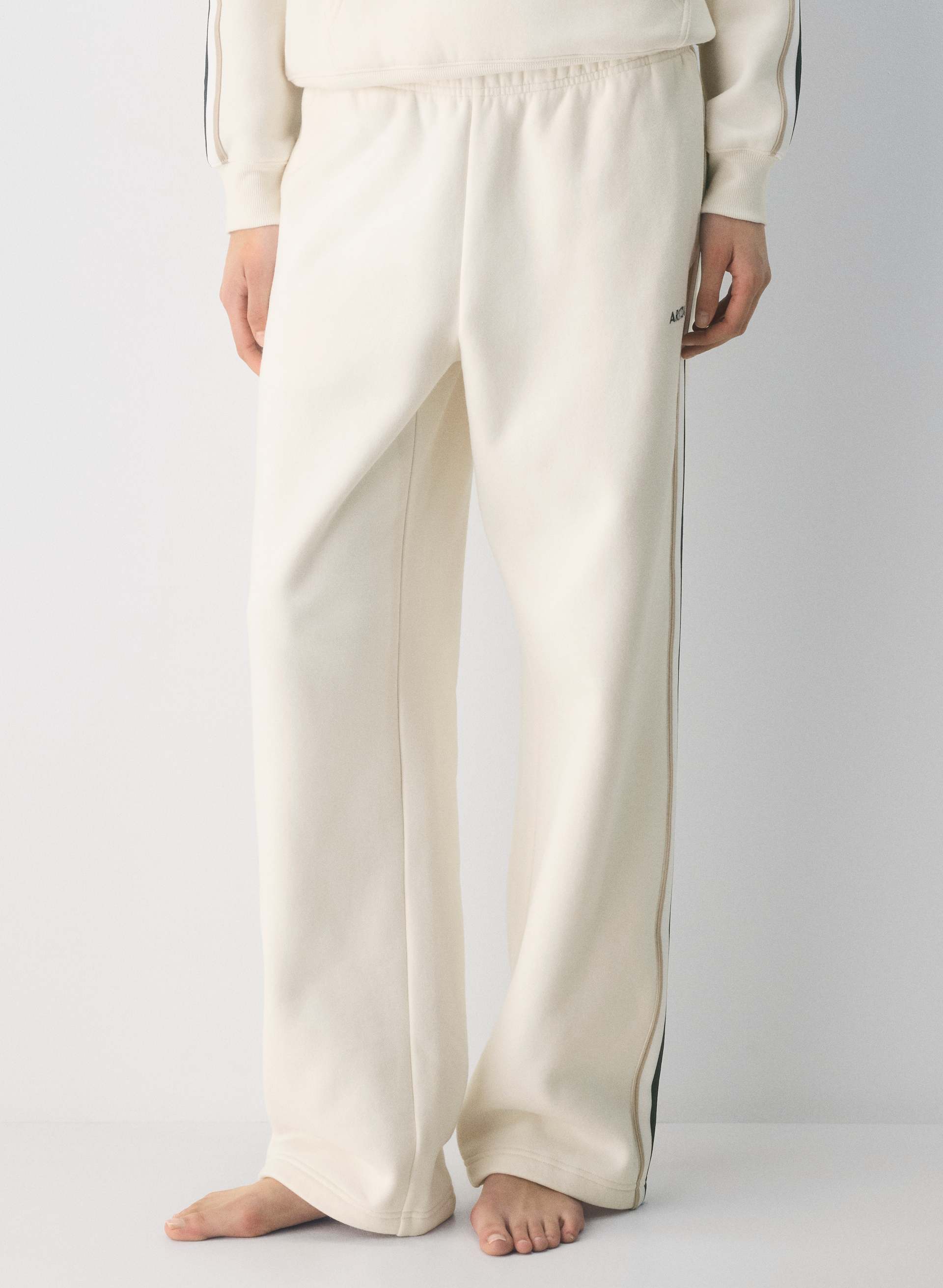 Cozy Sweatfleece Mega Straight™ Sweatpant | Aritzia INTL